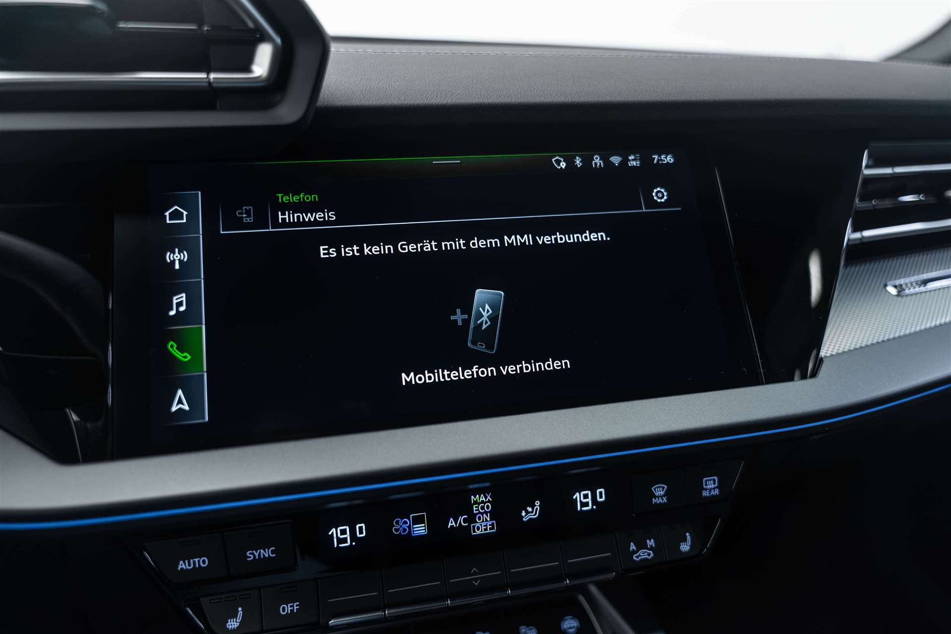AUDI AUDI A3 Sportback 35 TDi S-Line S-Tronic Automat-image-27