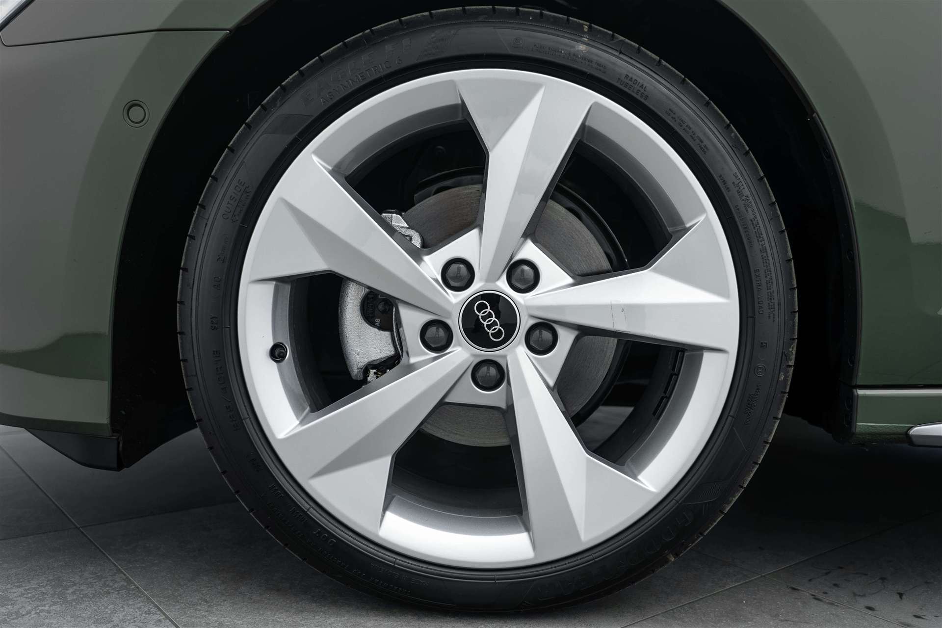 AUDI AUDI A3 Sportback 35 TDi S-Line S-Tronic Automat-image-5