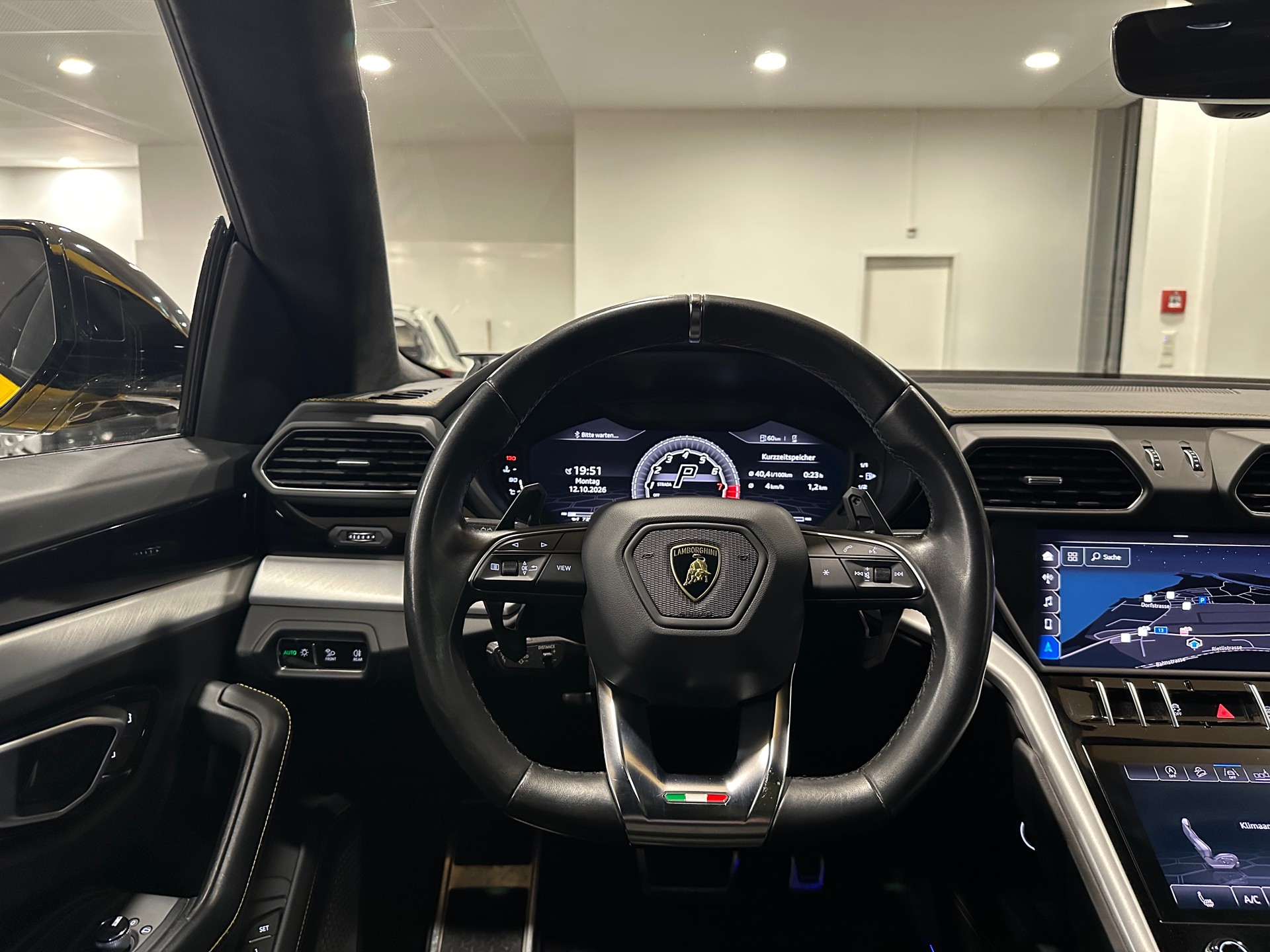 LAMBORGHINI Urus E-Gear-image-22