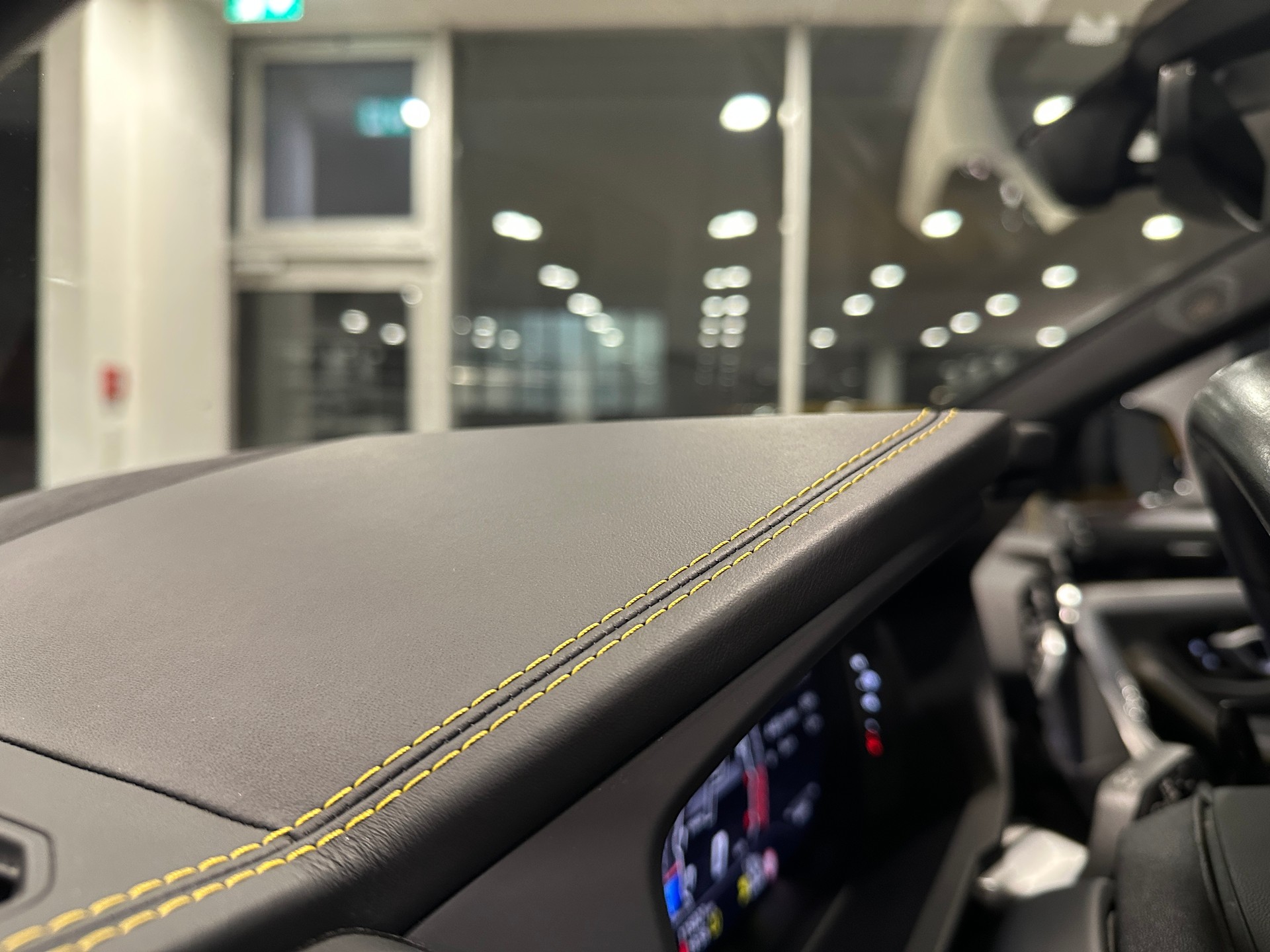 LAMBORGHINI Urus E-Gear-image-23