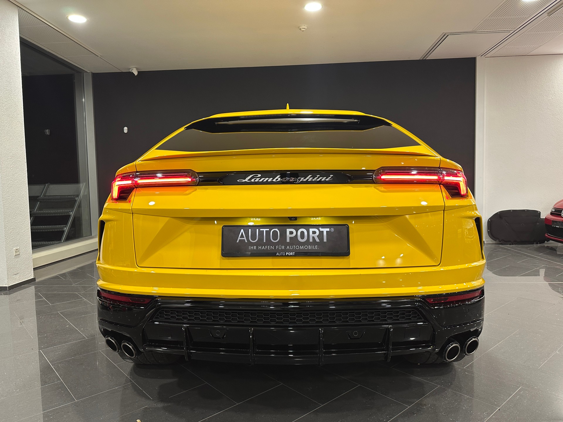 LAMBORGHINI Urus E-Gear-image-11