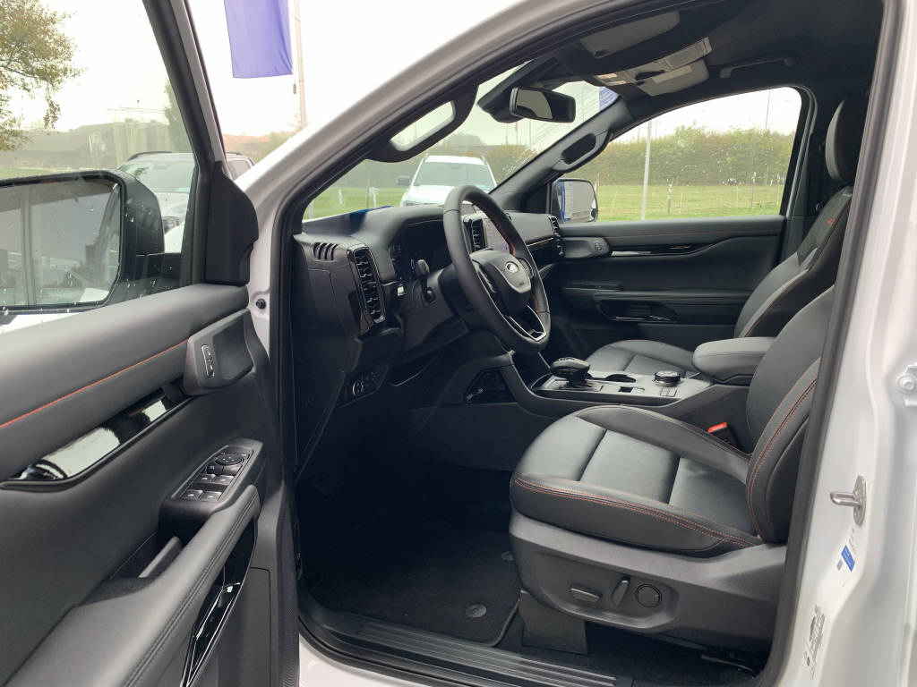 FORD Ranger 3.0 EcoBlue 4x4 Wildtrak-image-8