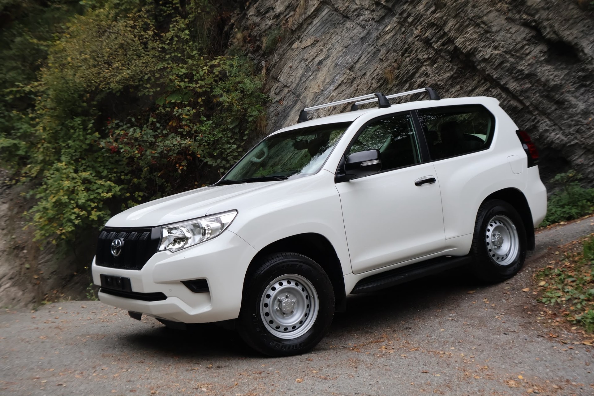 TOYOTA Land Cruiser 2.8TD Comfort Automatic-image-2