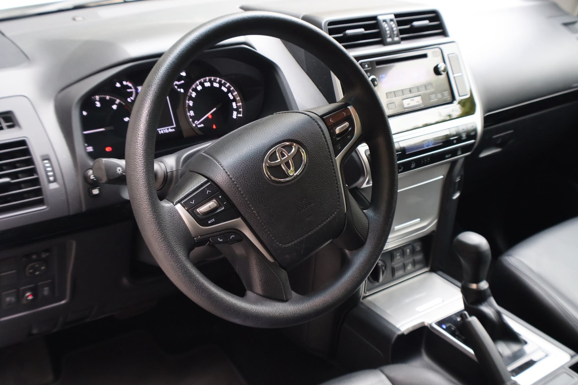 TOYOTA Land Cruiser 2.8TD Comfort Automatic-image-8