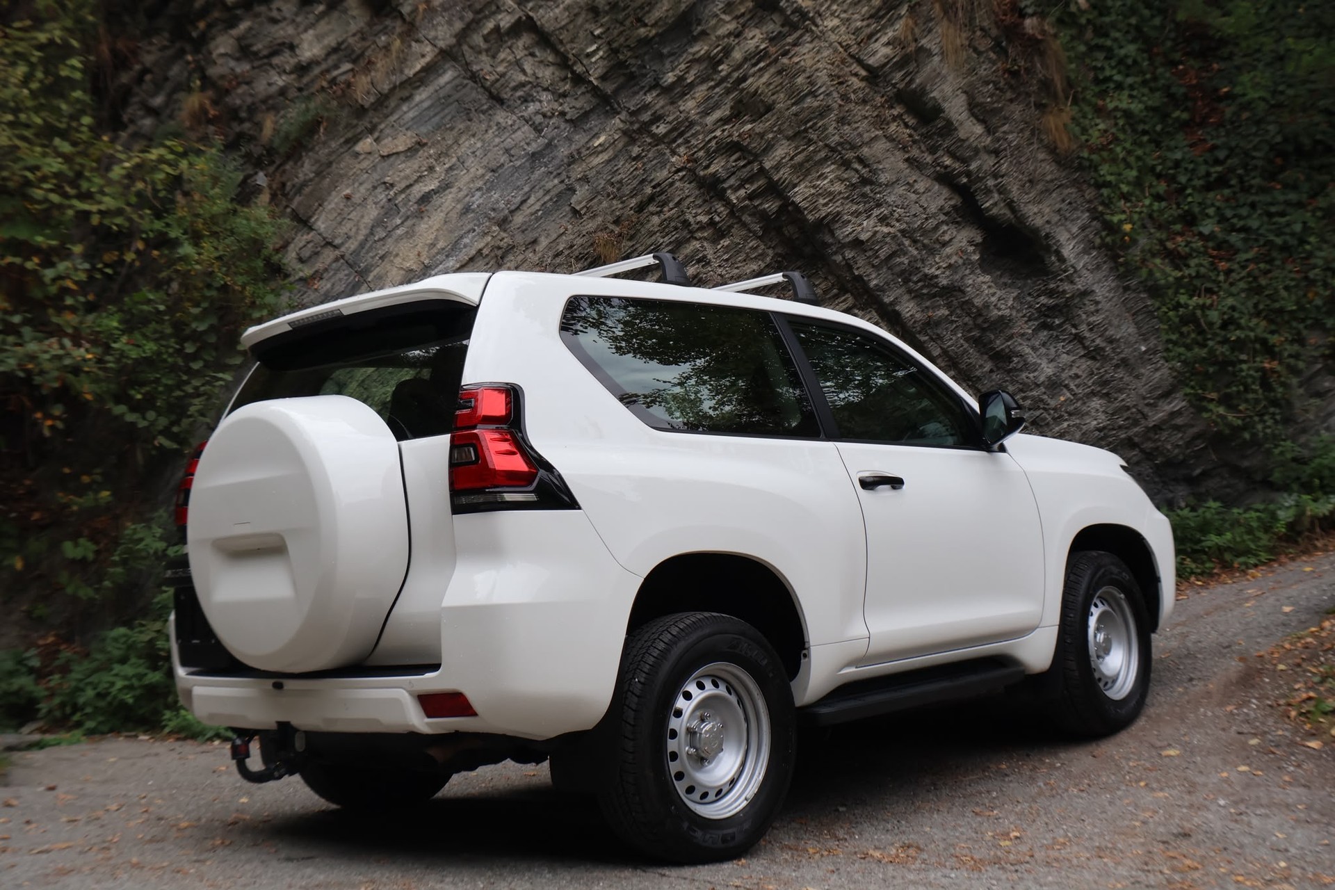 TOYOTA Land Cruiser 2.8TD Comfort Automatic-image-5