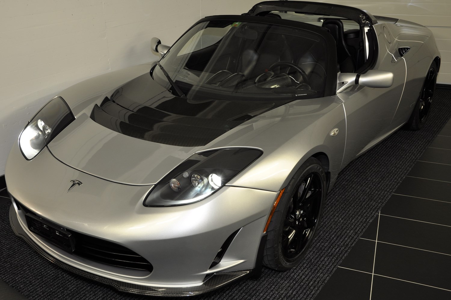 TESLA Roadster Sport-image-16