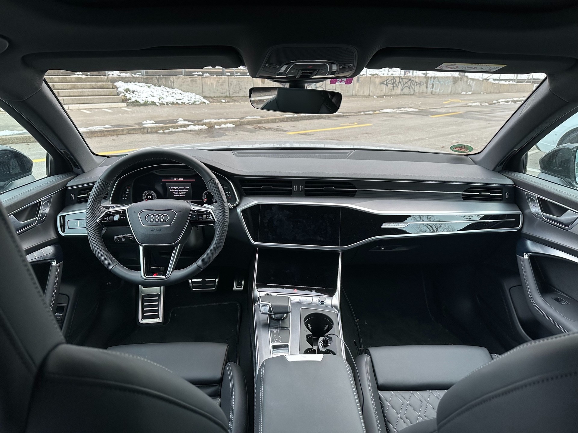 AUDI A6 Avant 45 TFSI Sport Attraction S-tronic quattro-image-3