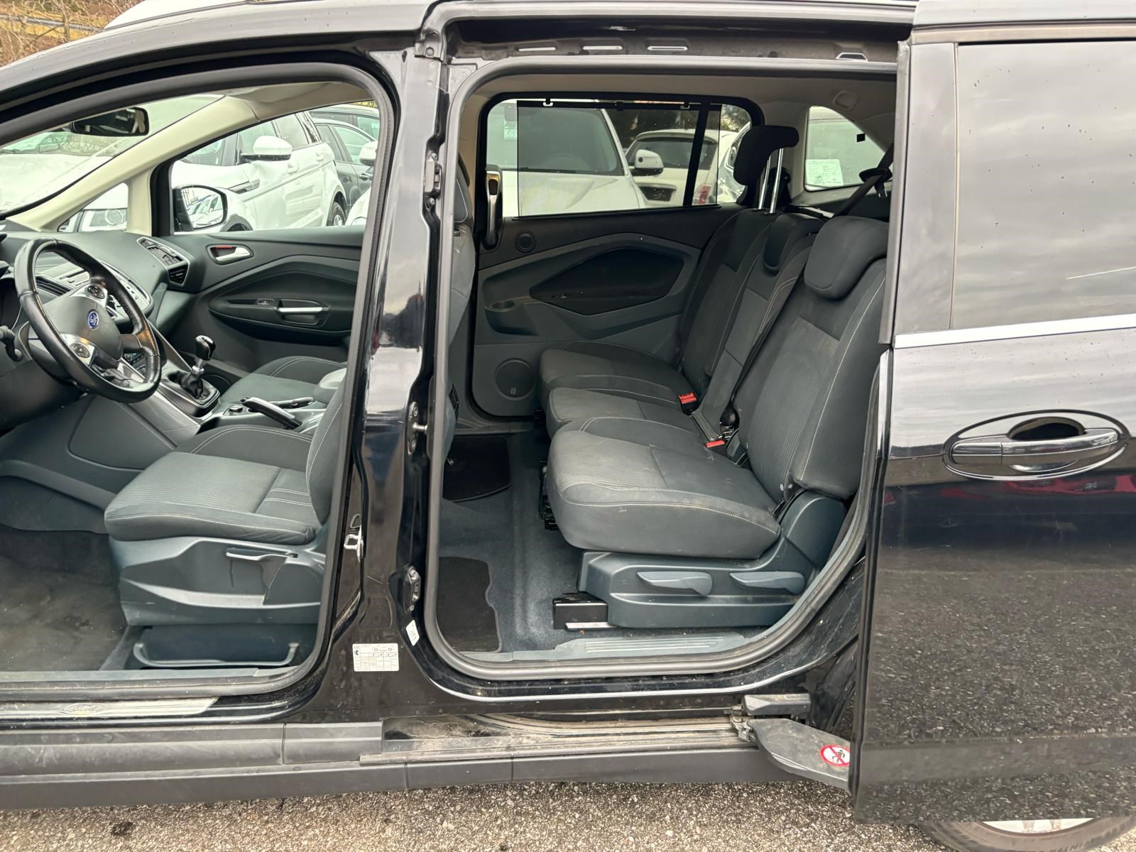 FORD Grand C-Max 1.0 SCTi Titanium-image-5