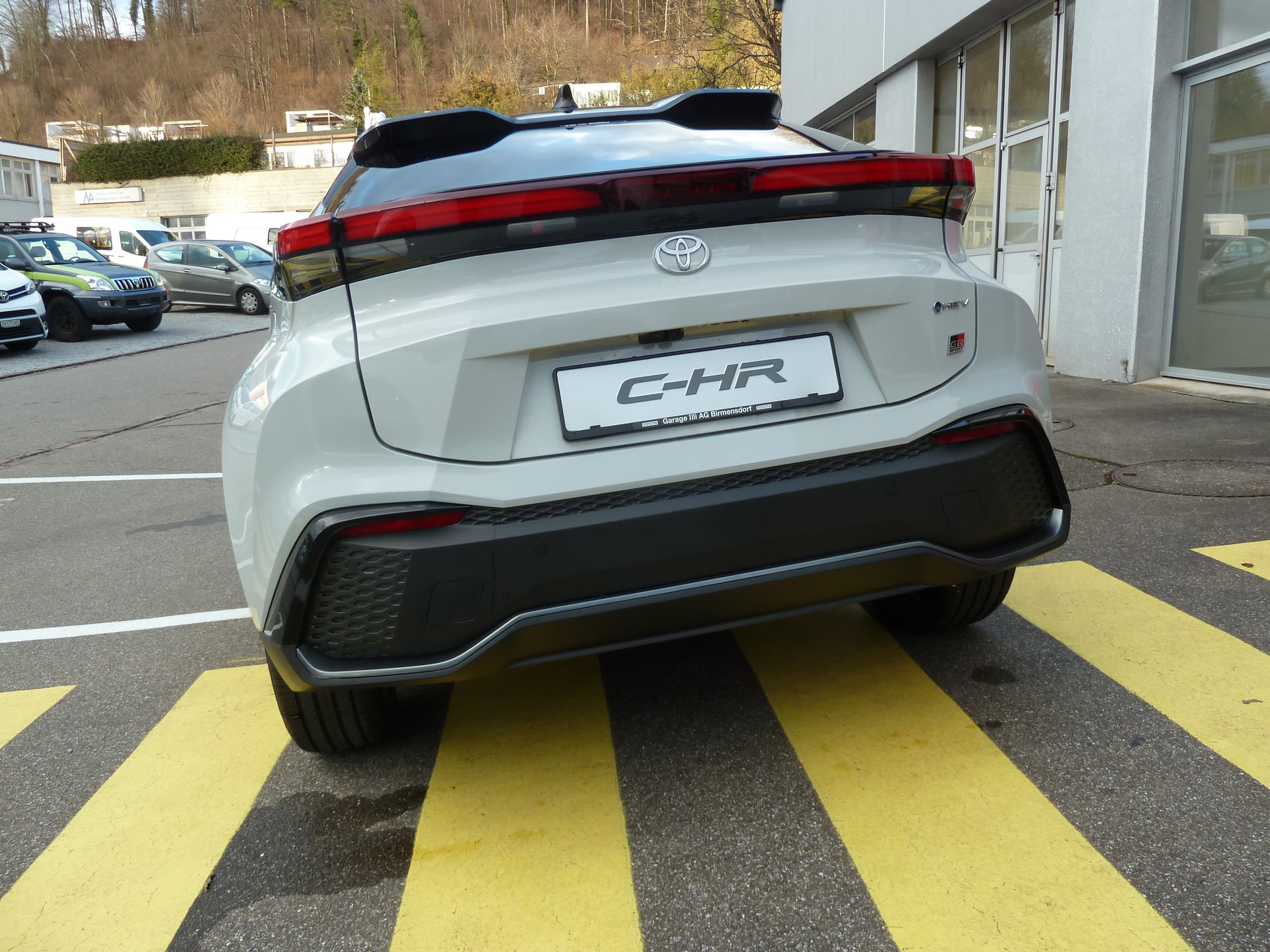 TOYOTA C-HR 2.0 HSD CVT GR Sport 4WD-image-7