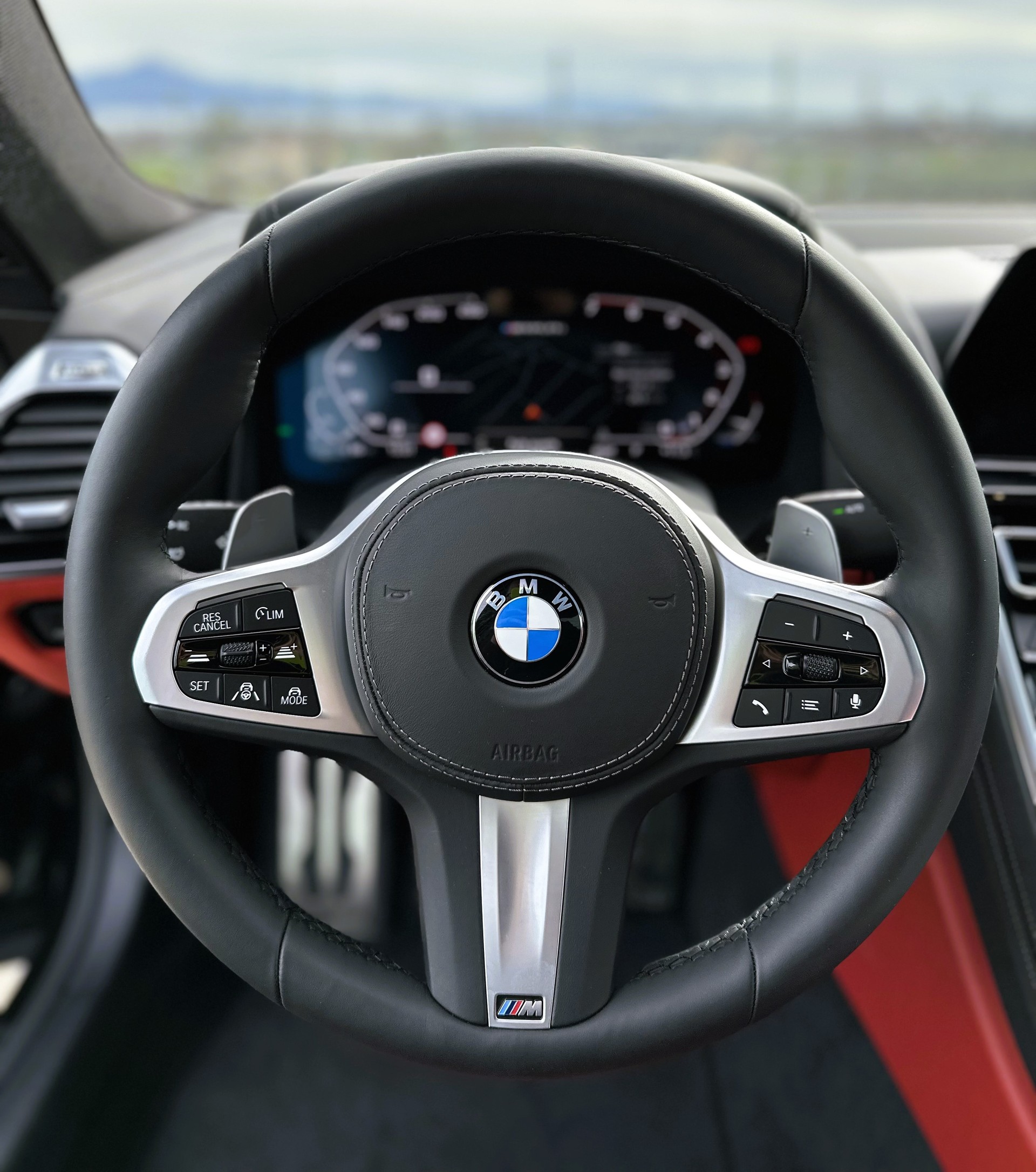 BMW M850i xDrive Steptronic-image-14