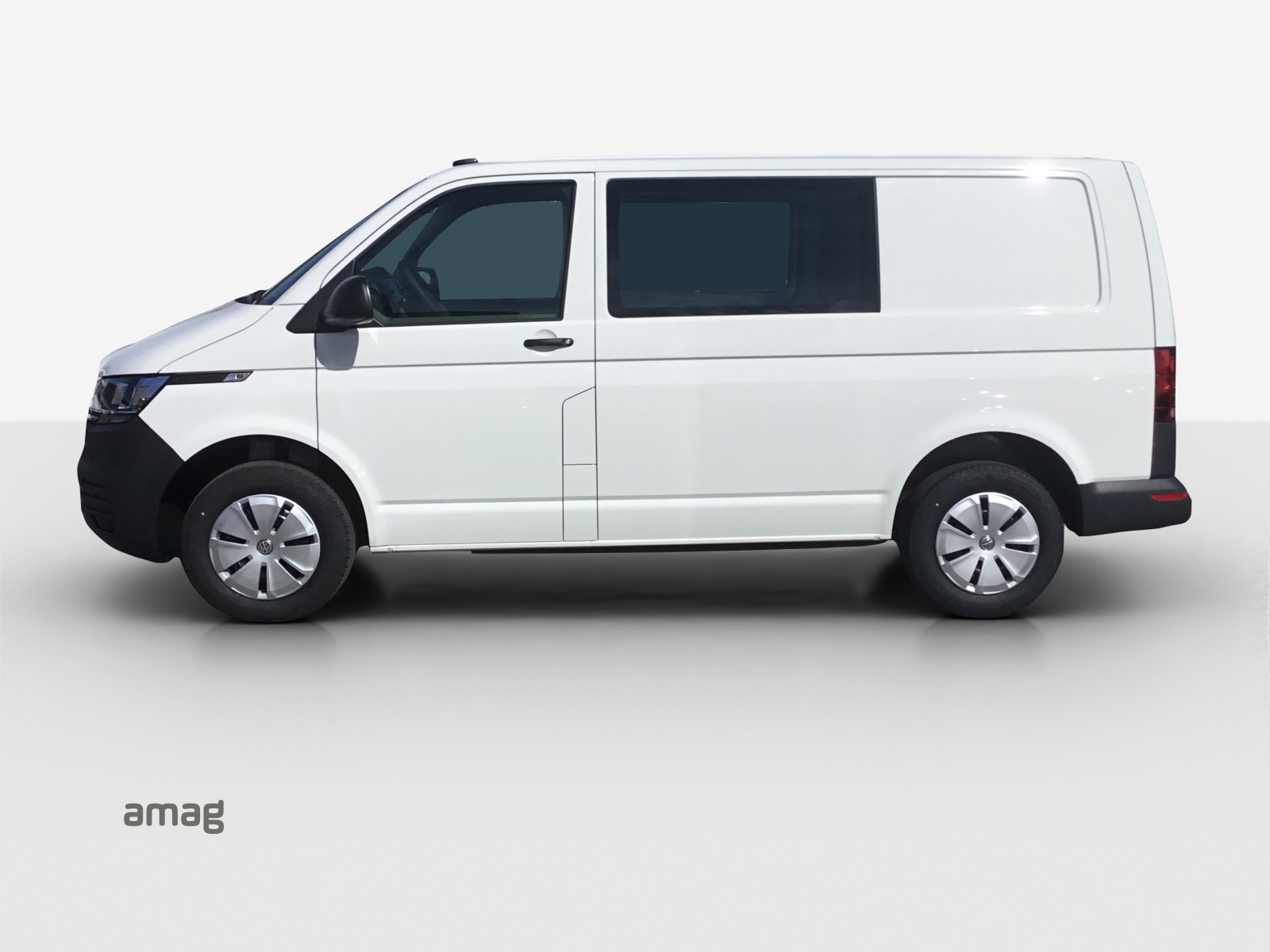 VW T6.1 2.0 TDI Entry-image-1