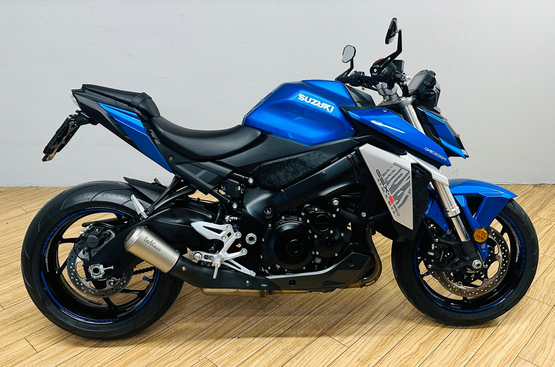 SUZUKI GSX-S 950 35KW-showroom-element-1