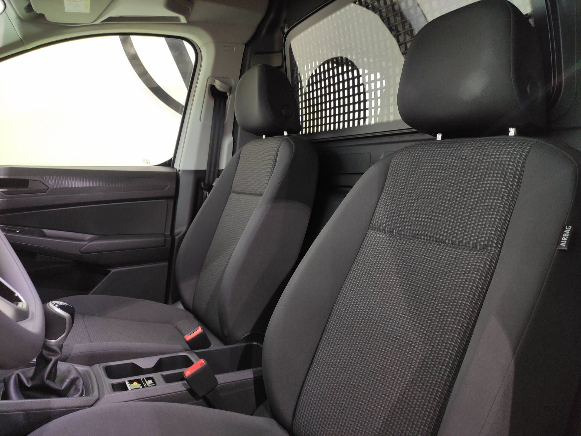 VW Caddy Maxi Kaw. 2.0 TDI 102 BlueMT Entry-image-4