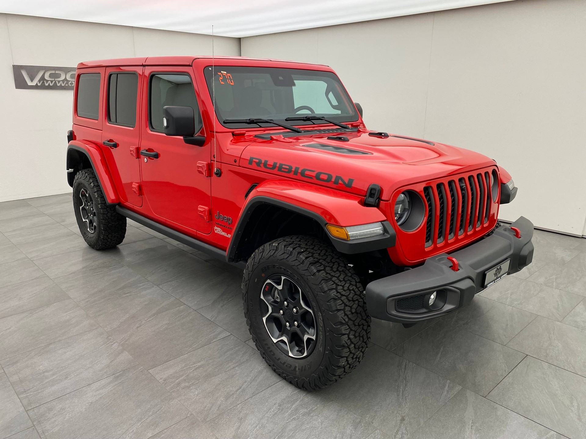 JEEP Wrangler 2.0 Rubicon Unlimited-showroom-element-2