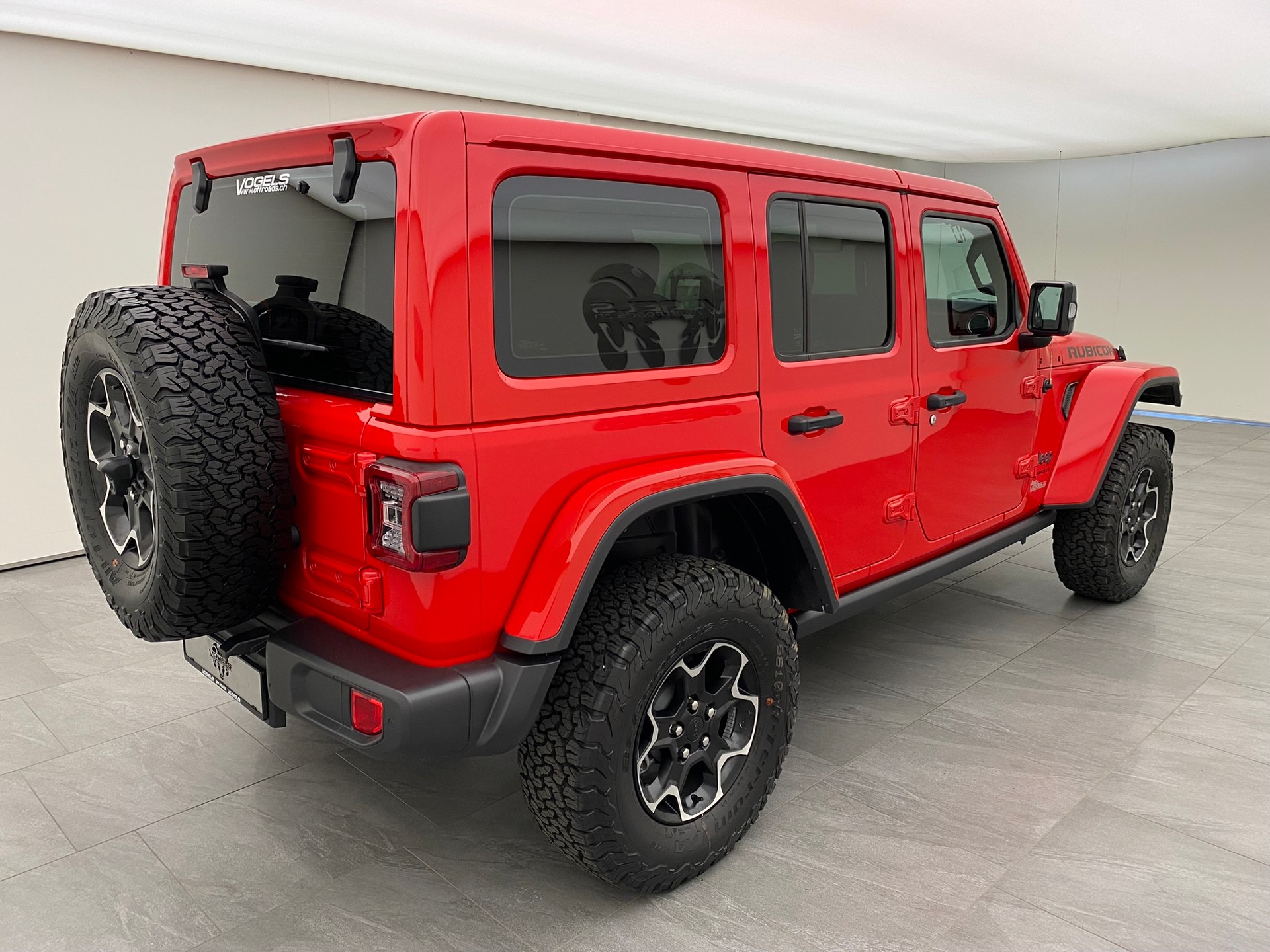 JEEP Wrangler 2.0 Rubicon Unlimited-showroom-element-3