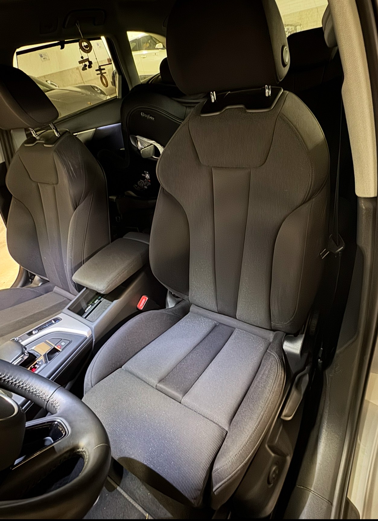 AUDI A4 Avant S-tronic-image-6