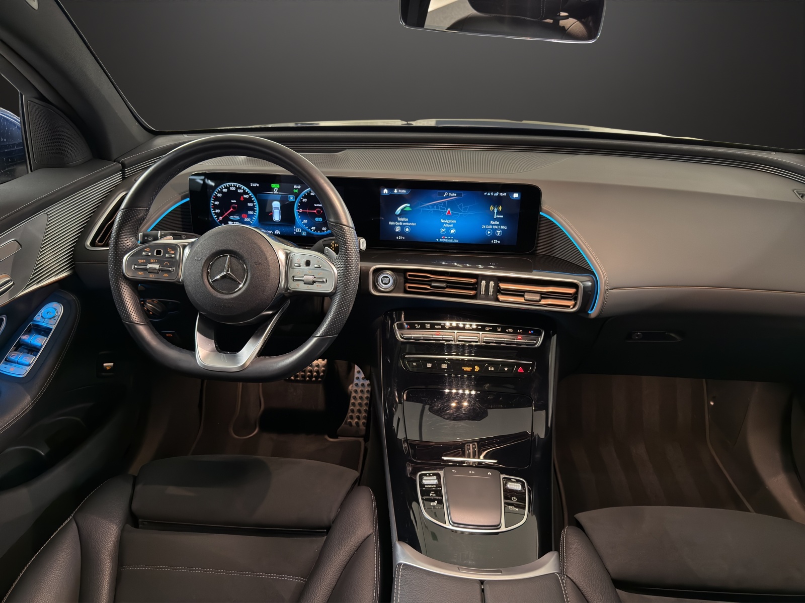 MERCEDES-BENZ EQC 400 4Matic-image-9