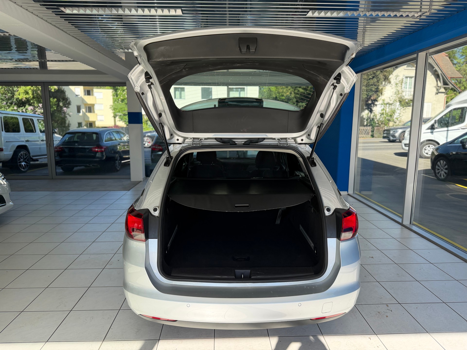 OPEL Astra Sports Tourer 1.6 CDTi ecoF Dynamic Automat-image-8