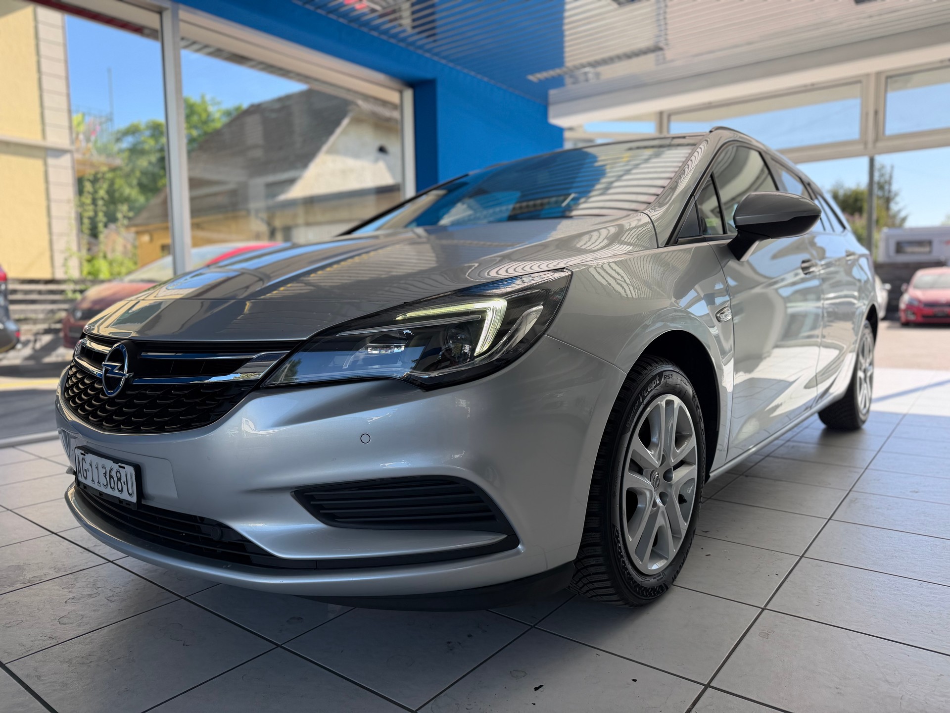 OPEL Astra Sports Tourer 1.6 CDTi ecoF Dynamic Automat-image-1