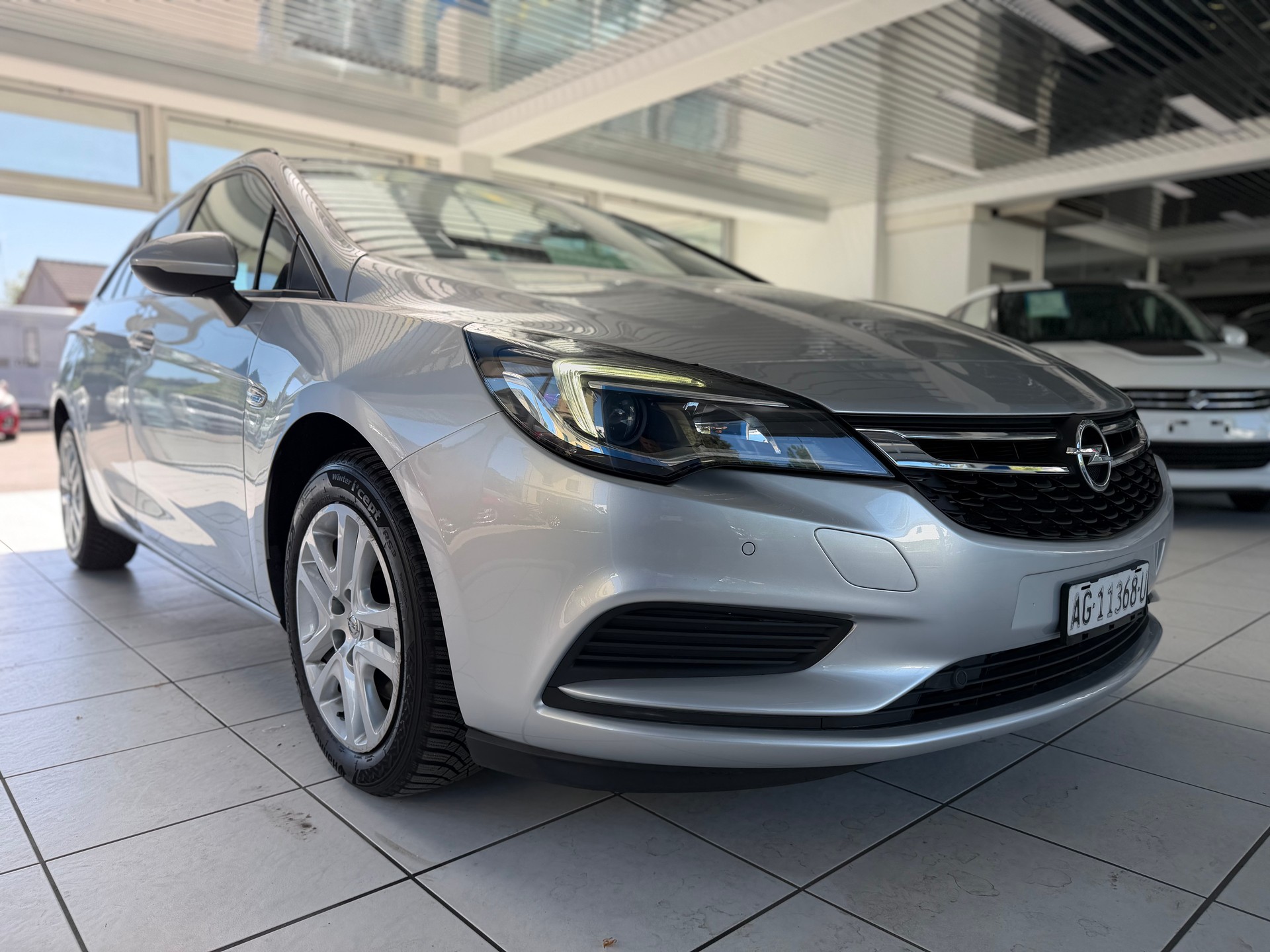 OPEL Astra Sports Tourer 1.6 CDTi ecoF Dynamic Automat-image-3