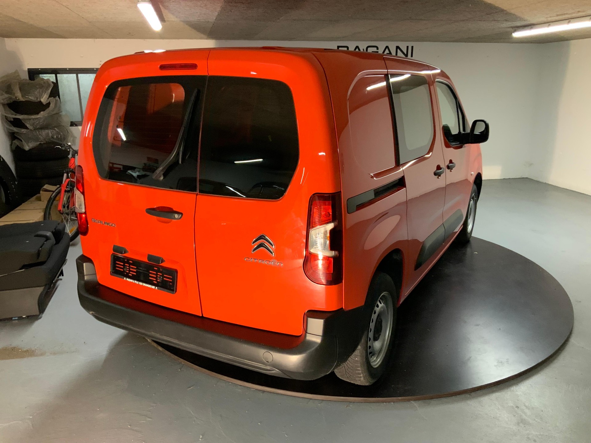 CITROEN Berlingo 650 M 1.2 PureTech 110 Swiss Edition S/S-image-4