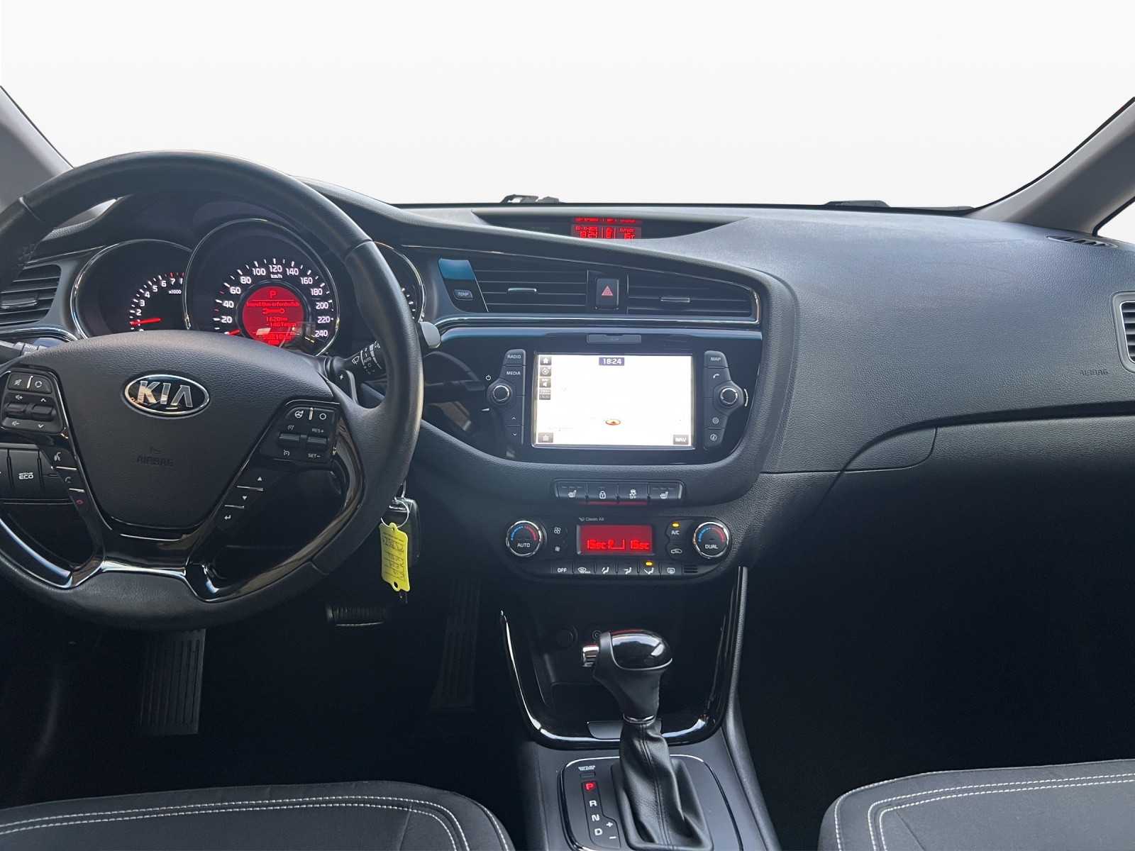 KIA Cee'd Sportswagon 1.6 GDi Trend DCT-image-8