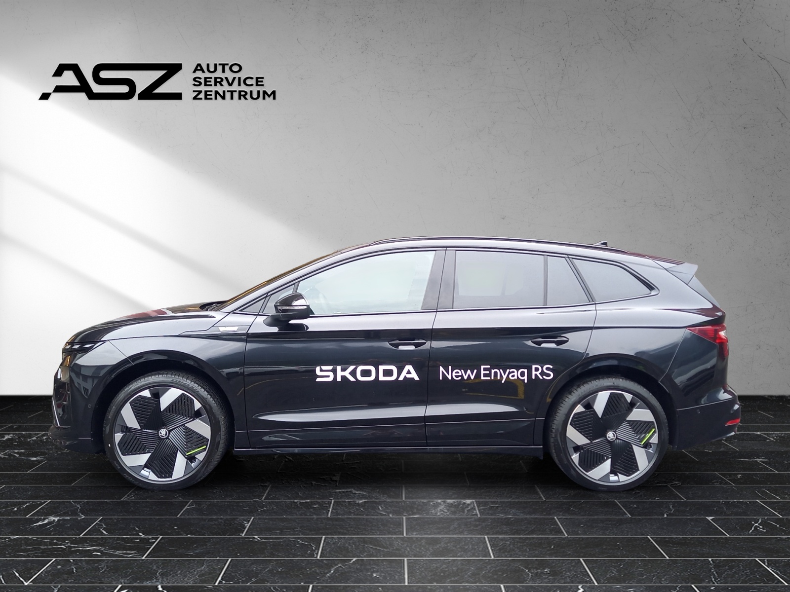 SKODA Enyaq RS 4x4-image-1