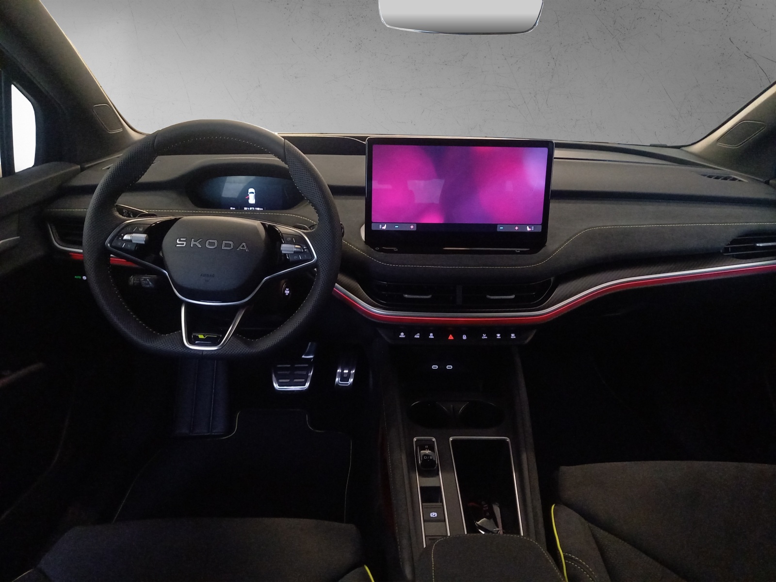 SKODA Enyaq RS 4x4-image-8