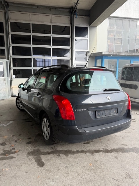 PEUGEOT 308 SW 1.6 HDI Active EGS6-image-2