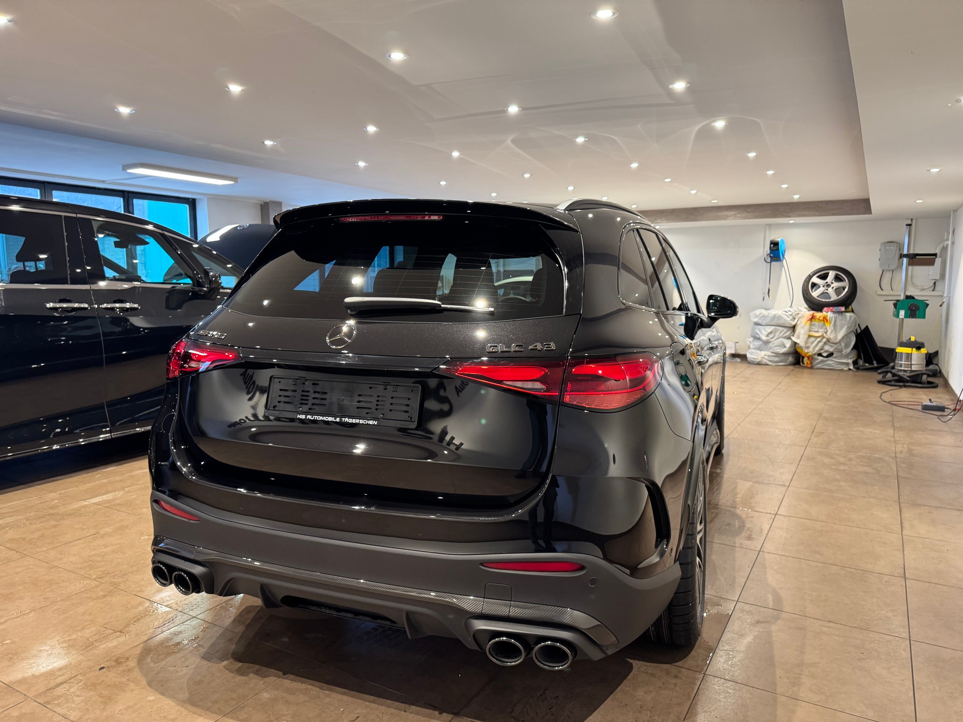 MERCEDES-BENZ GLC 43 AMG Executive Edition 4matic-image-4