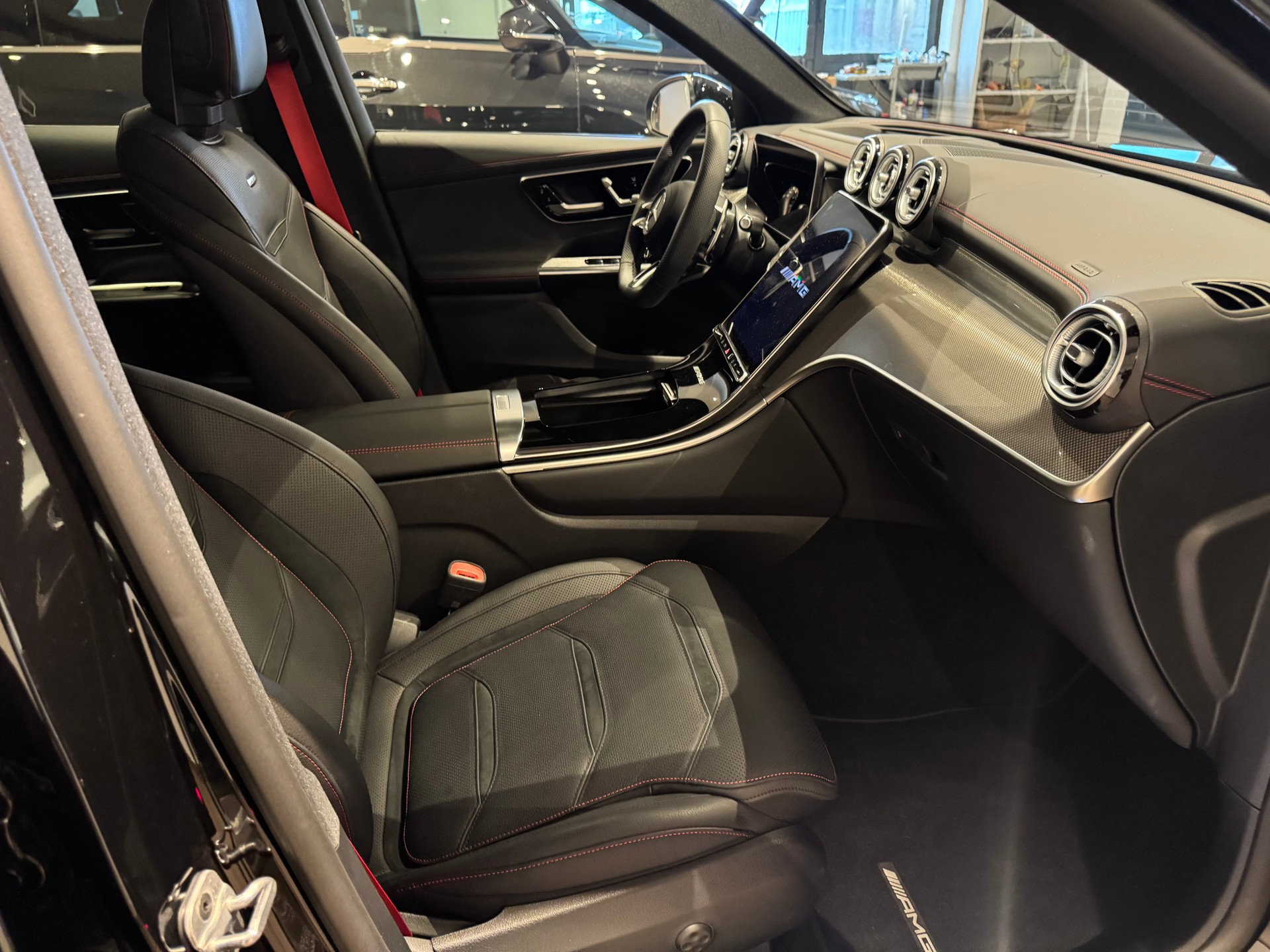 MERCEDES-BENZ GLC 43 AMG Executive Edition 4matic-image-9