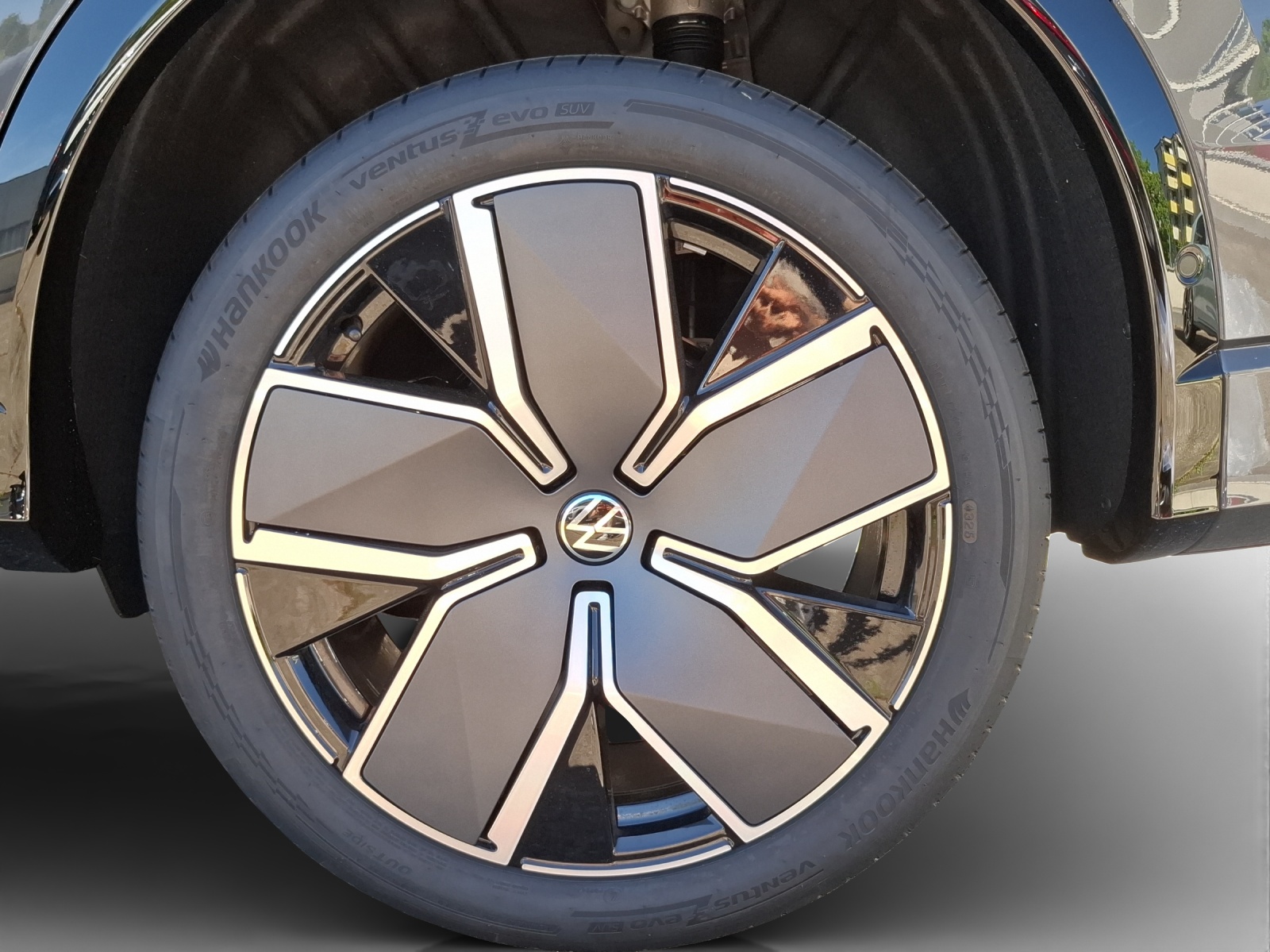 VW Tiguan 2.0 TSI DSG R-Line 4Motion-image-14