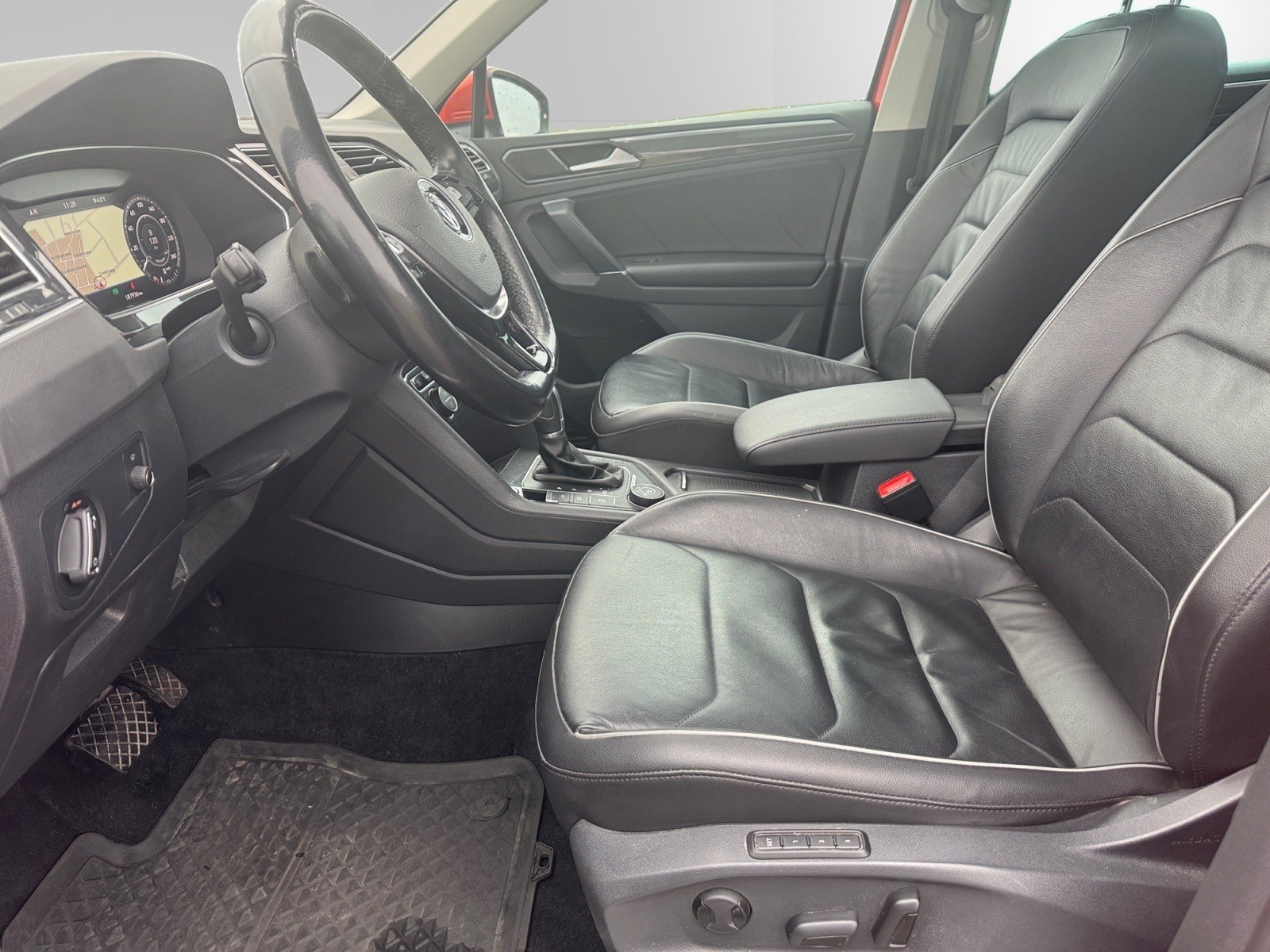 VW Tiguan 2.0TSI Highline 4Motion DSG-image-13