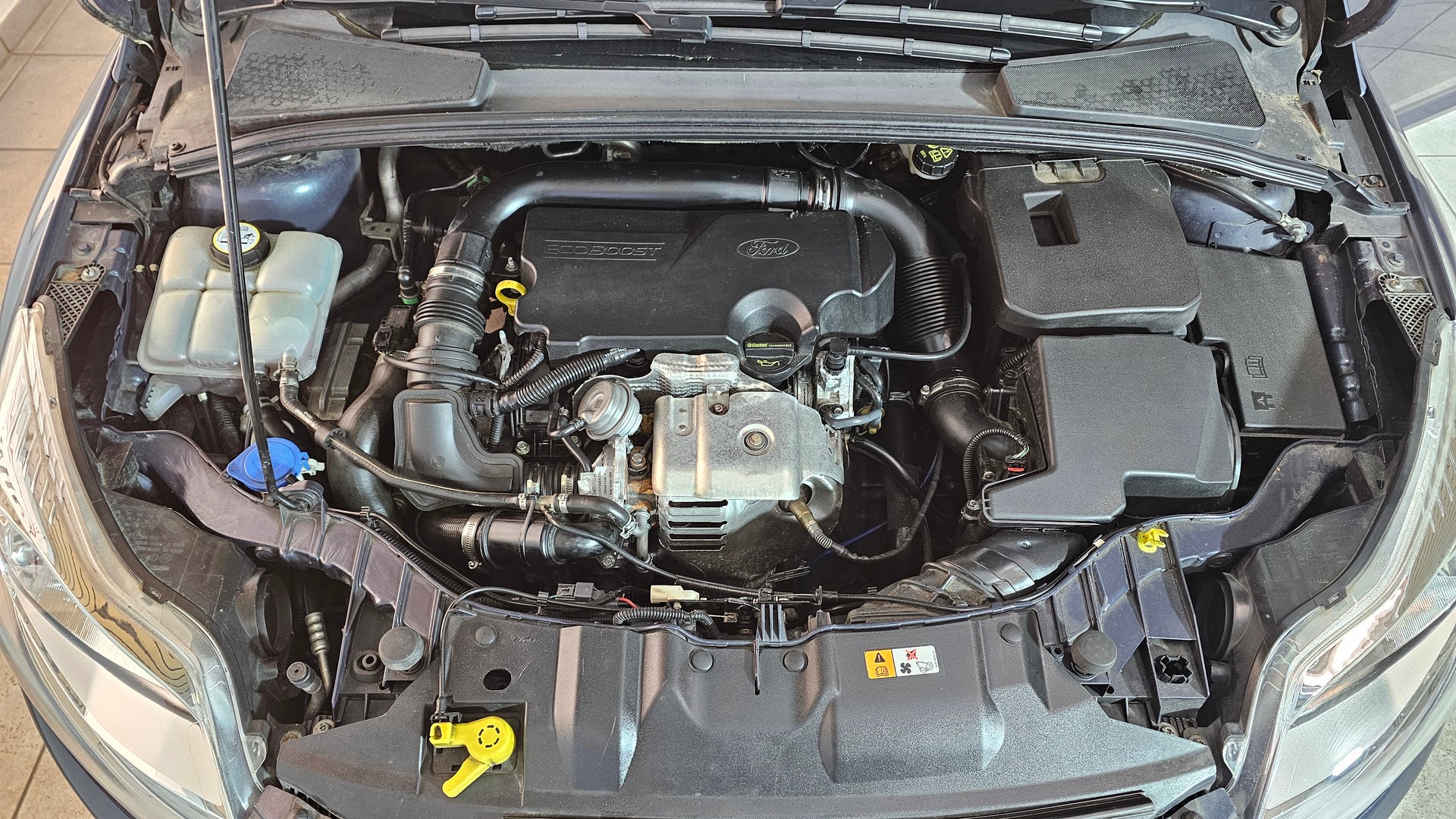 FORD Focus 1.0 SCTi Titanium-image-13