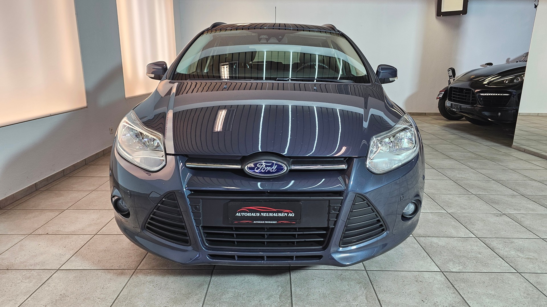 FORD Focus 1.0 SCTi Titanium-image-1
