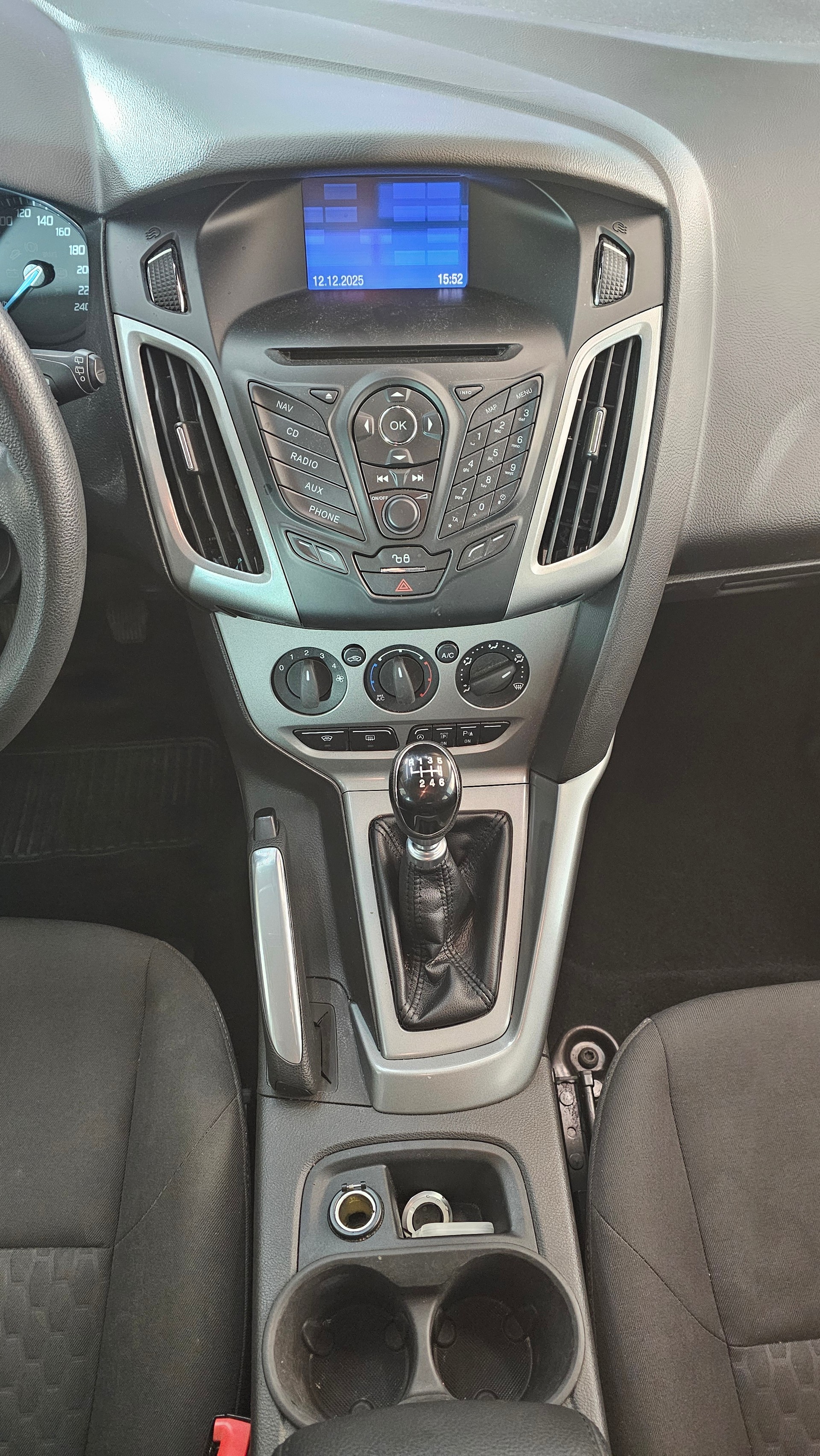 FORD Focus 1.0 SCTi Titanium-image-7