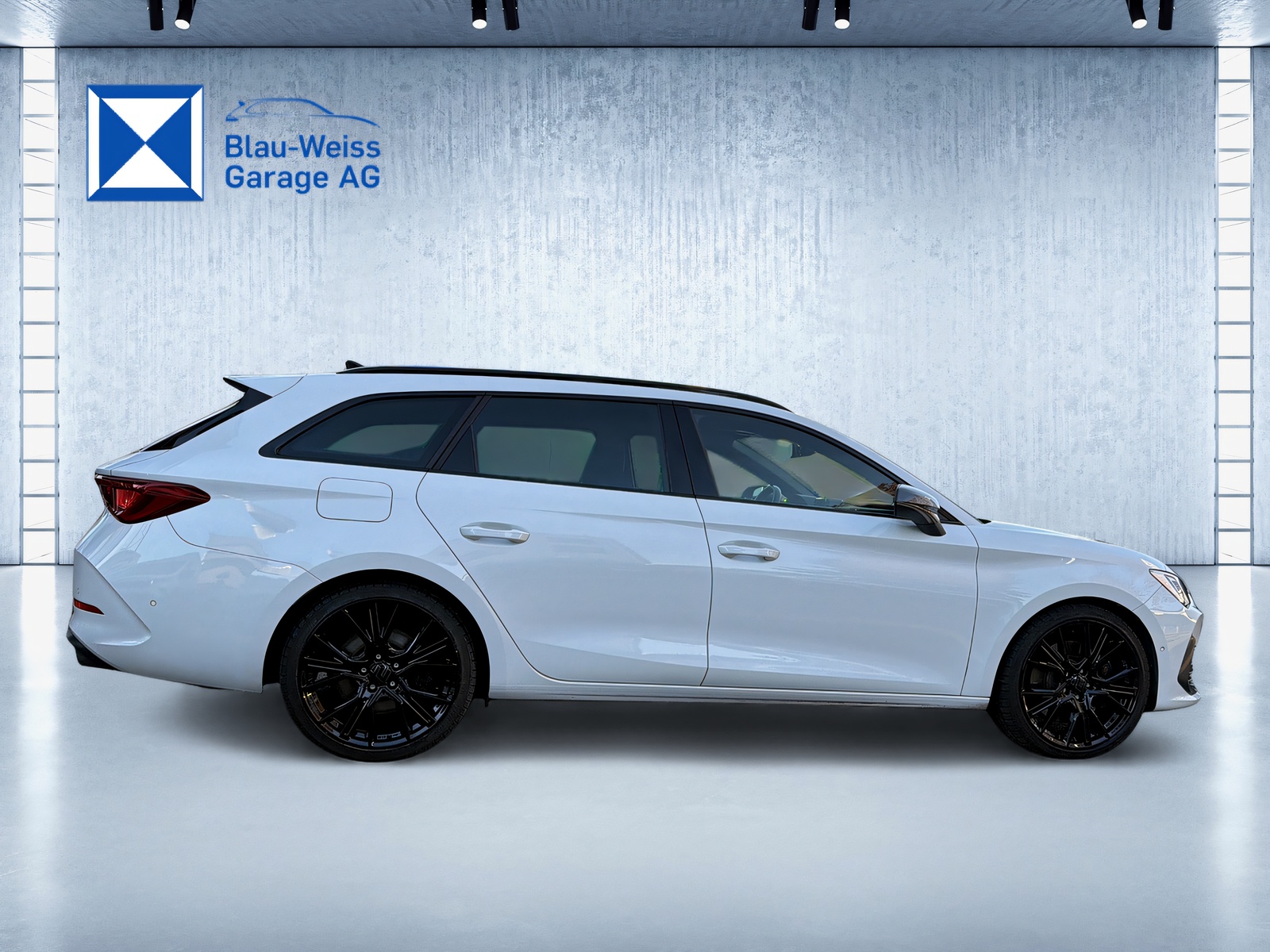 CUPRA LEON ST 2.0 TSI VZ DSG 4Drive-image-3