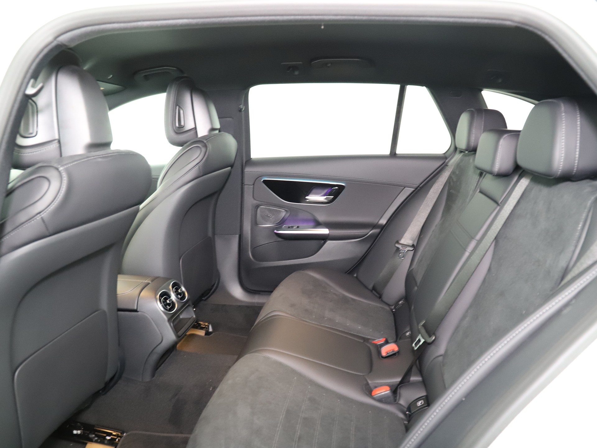 MERCEDES-BENZ C 220 d T 4 M Swiss Star-image-10