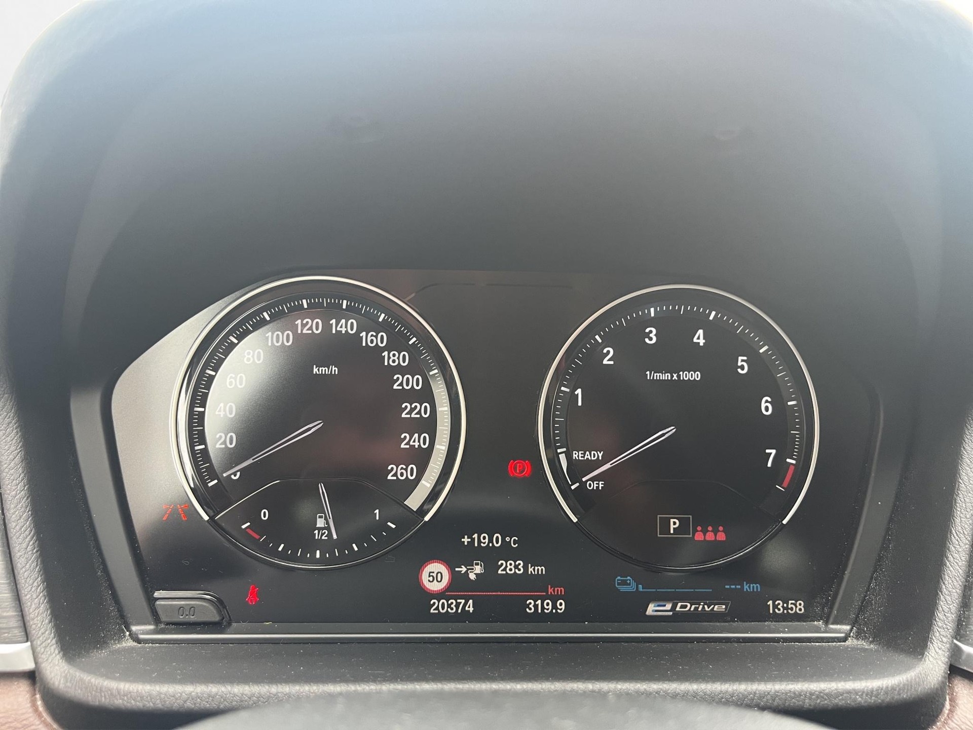 BMW X1 xDrive 25e-image-13