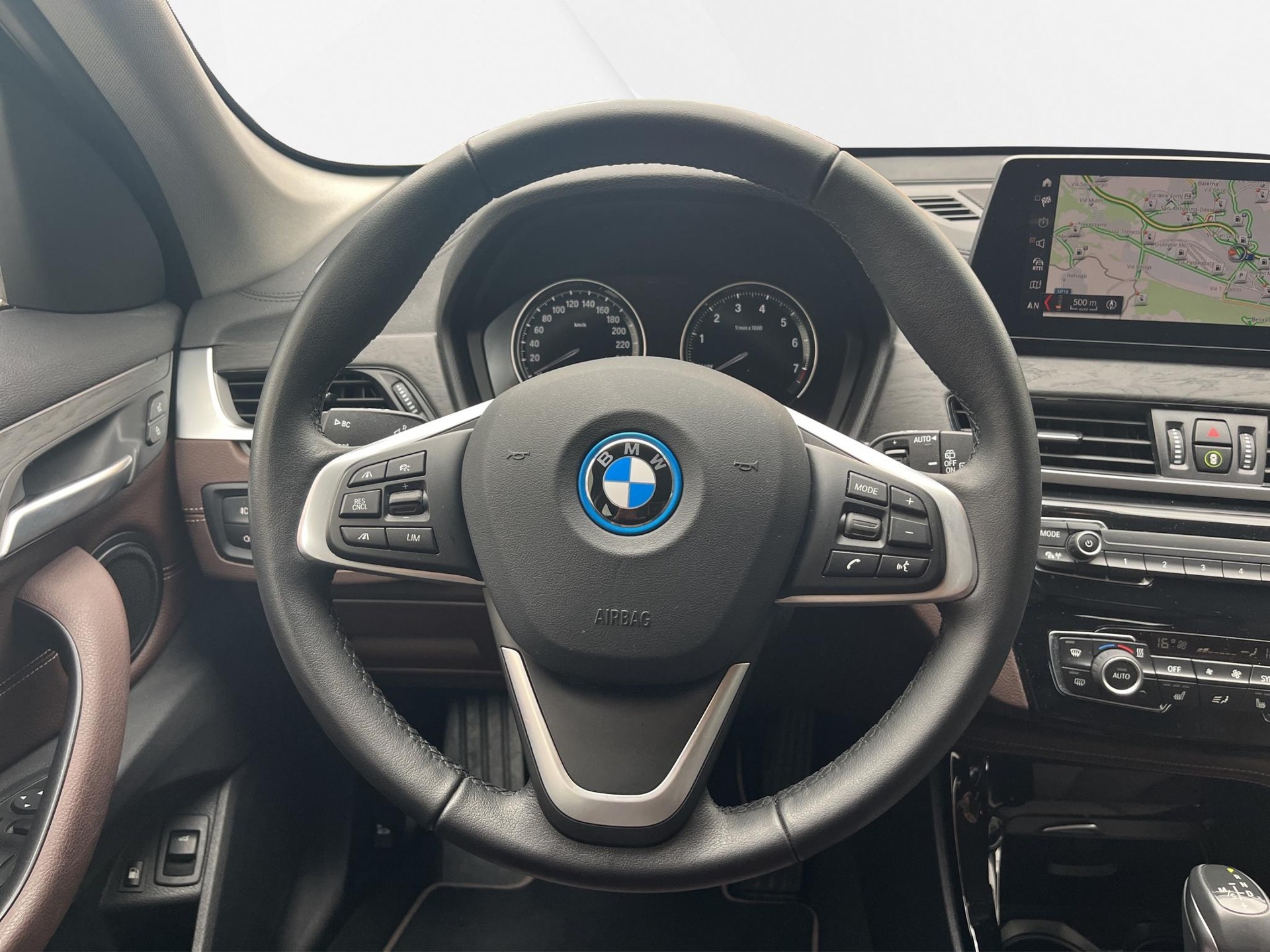 BMW X1 xDrive 25e-image-9
