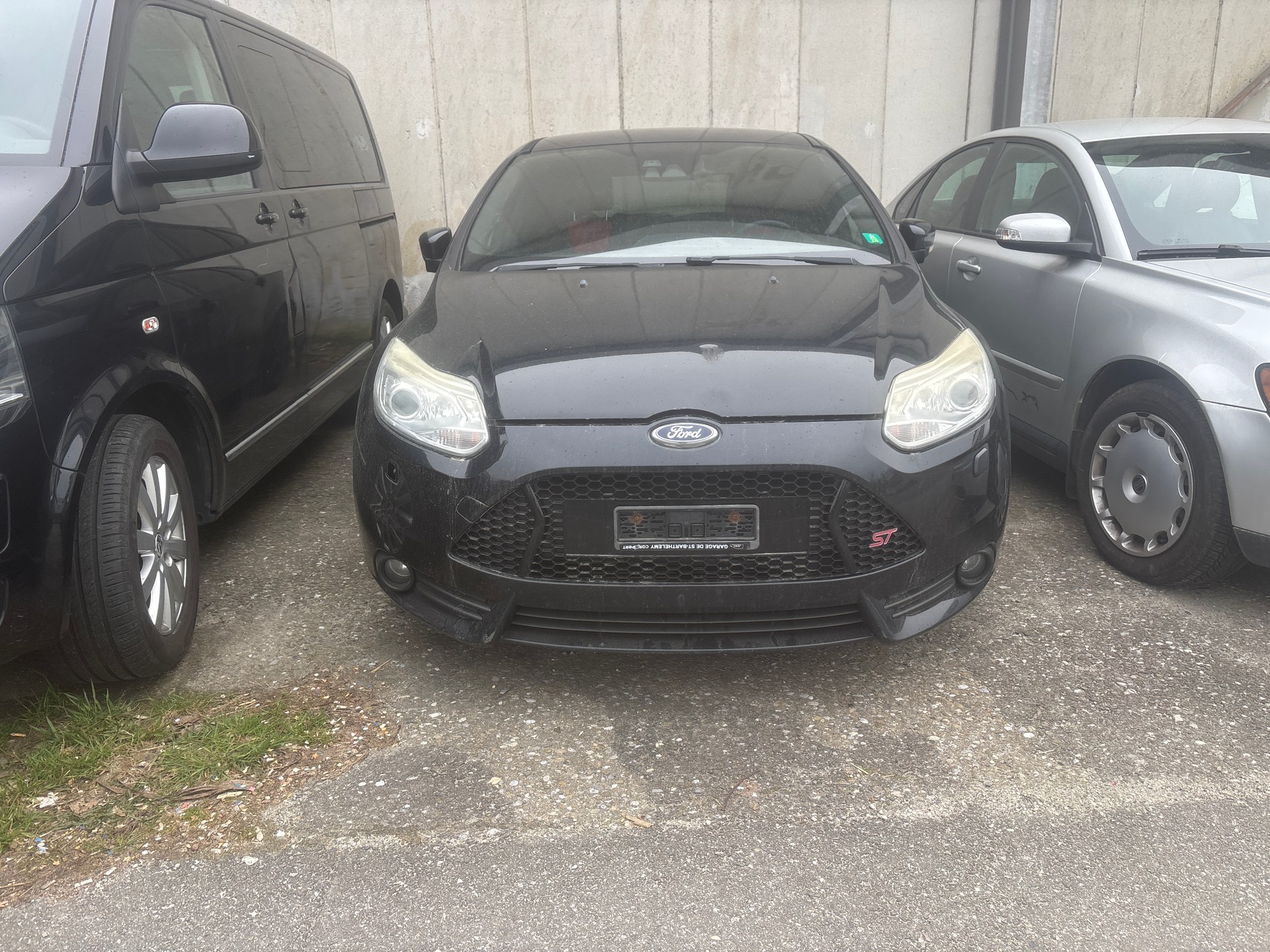 FORD Focus 2.0 SCTi ST-3-image-0
