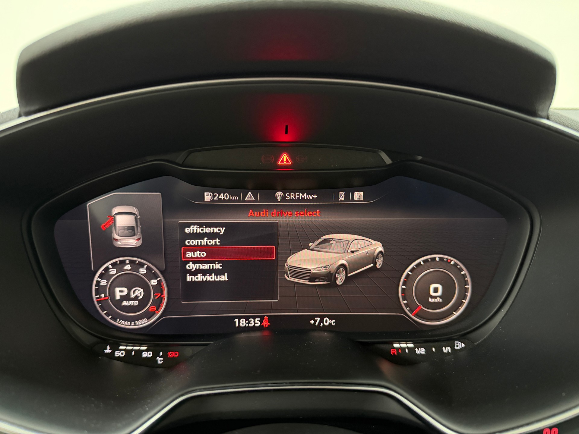 AUDI TT Coupé 40 TFSI S-Line Nano Gray Metallic S-tronic | RF-Kamera | virtual cockpit | MMI Plus | LED |-image-16