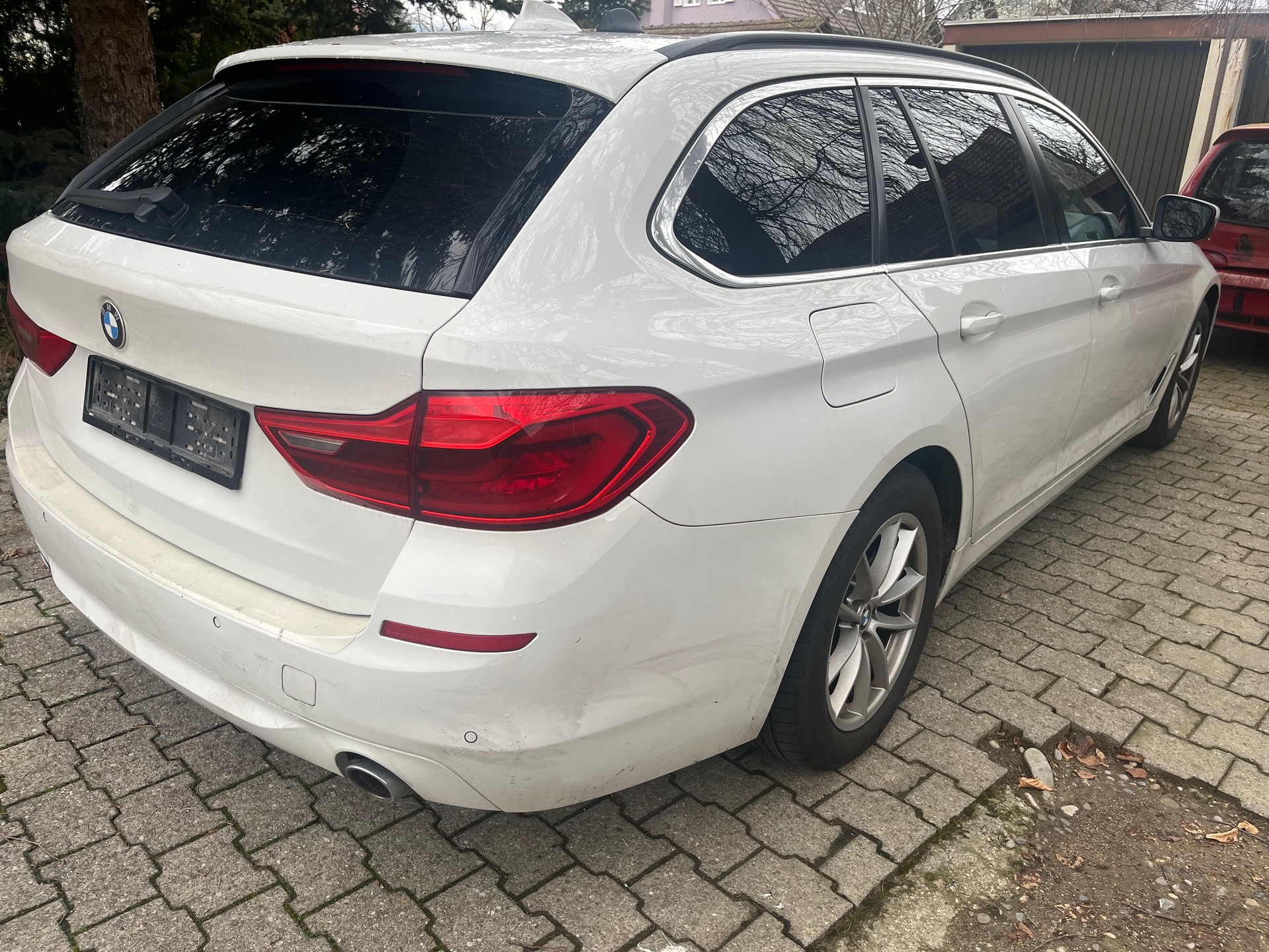 BMW 530d xDrive Touring Steptronic Frisch ab mfk/12 mon garantie-image-8