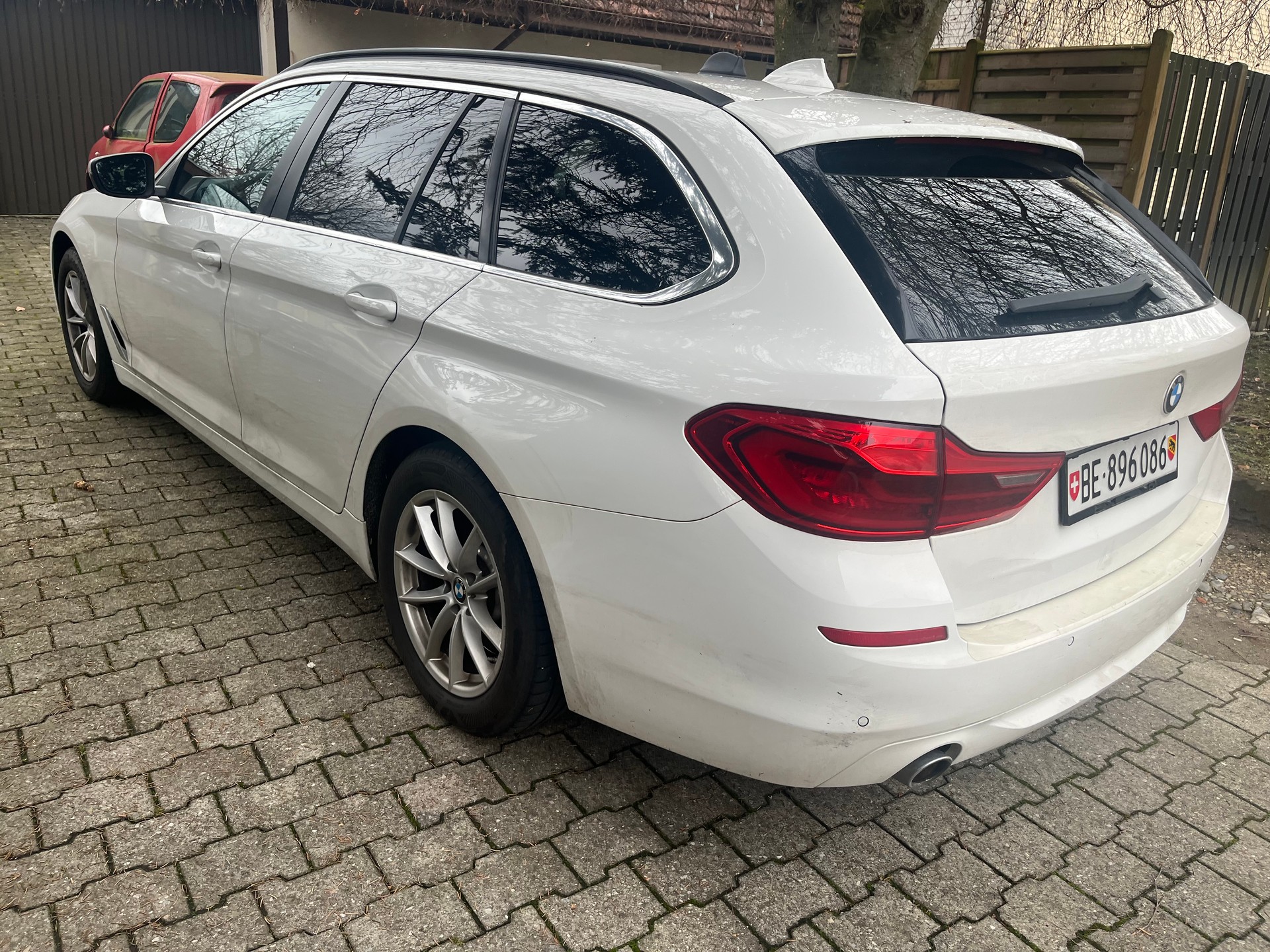 BMW 530d xDrive Touring Steptronic Frisch ab mfk/12 mon garantie-image-13
