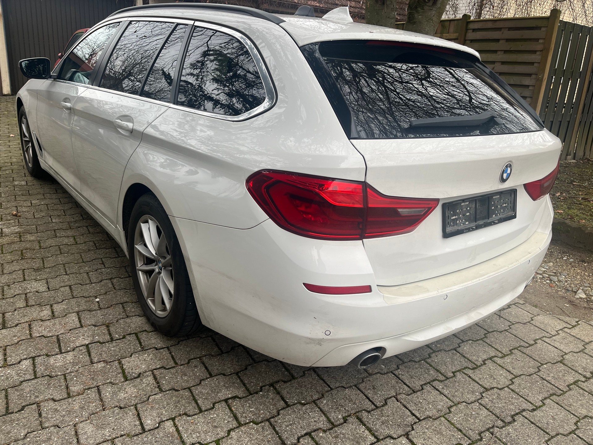 BMW 530d xDrive Touring Steptronic Frisch ab mfk/12 mon garantie-image-11