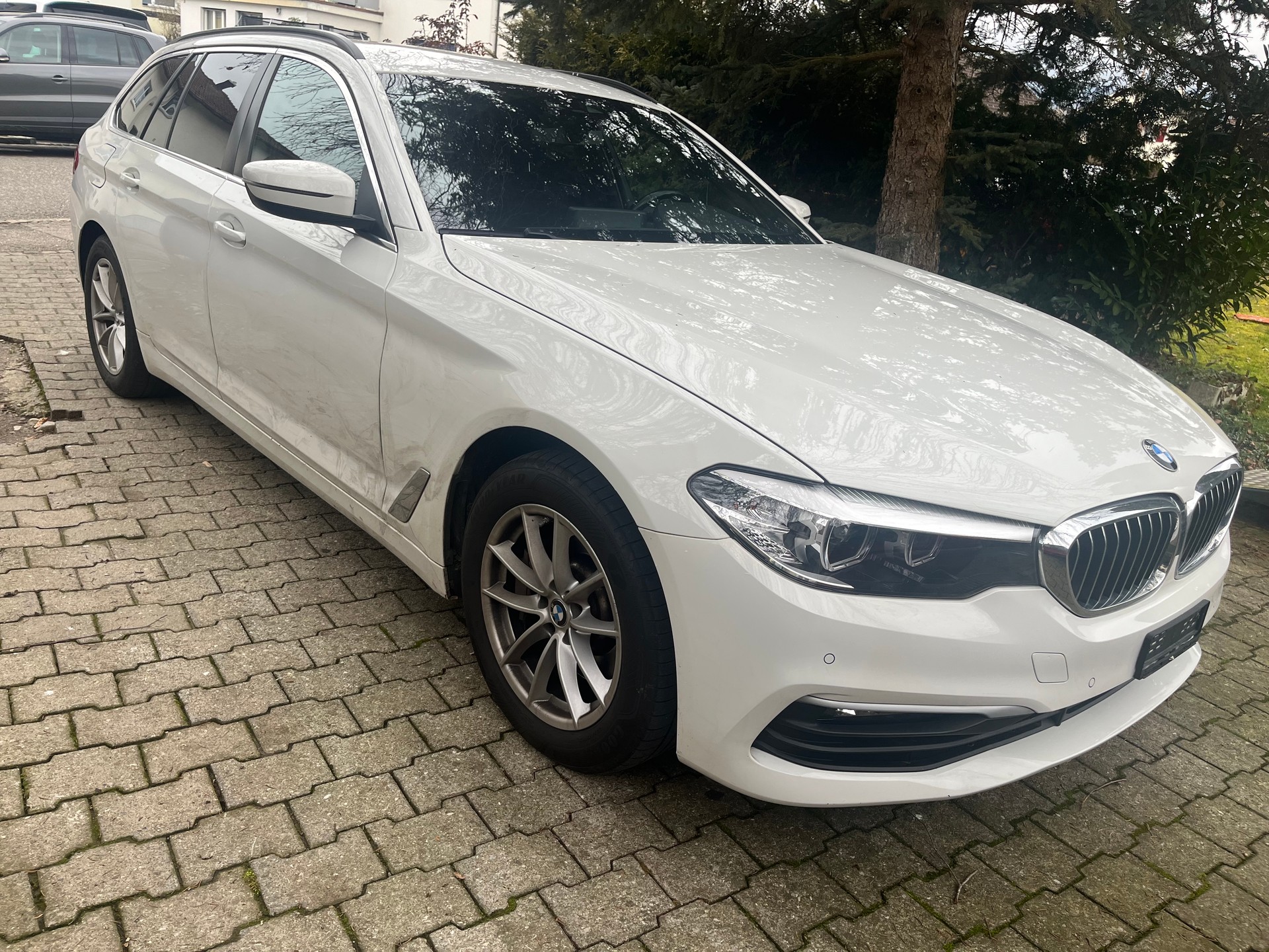 BMW 530d xDrive Touring Steptronic Frisch ab mfk/12 mon garantie