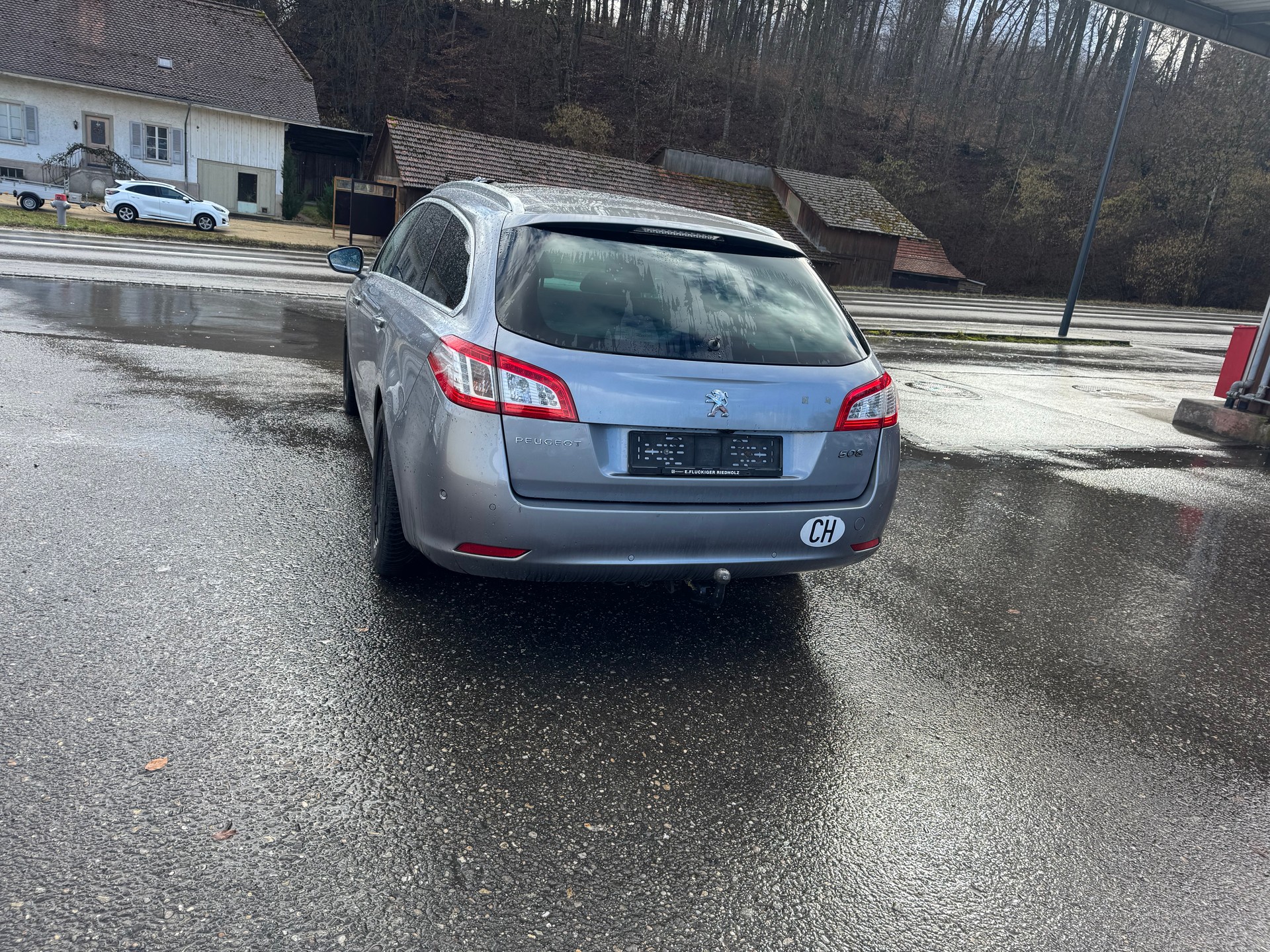 PEUGEOT 508 SW 1.6 THP GT Line Automatic-image-6