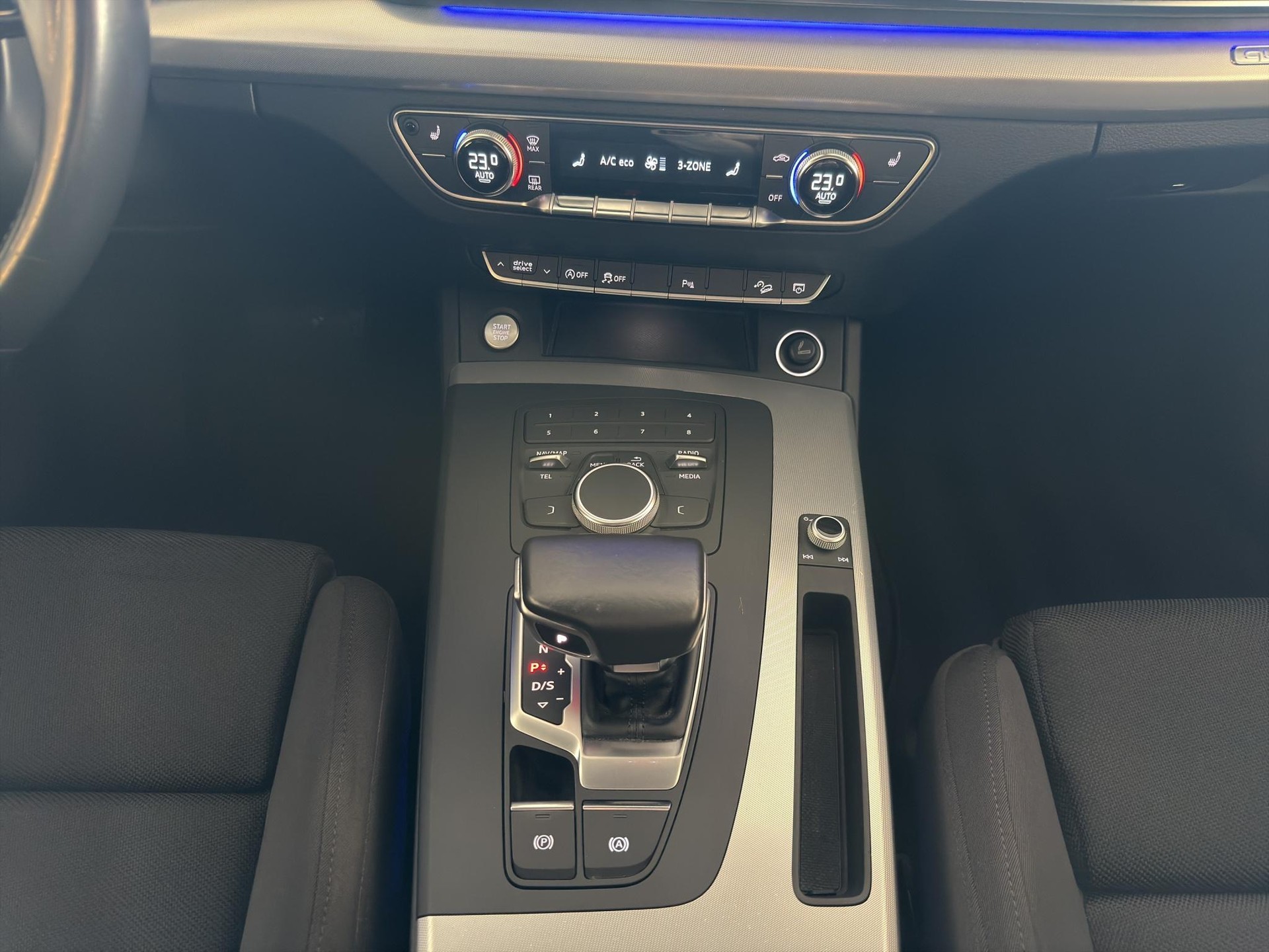 AUDI Q5 2.0 40 TDI Sport qu. S-Tronic-image-15