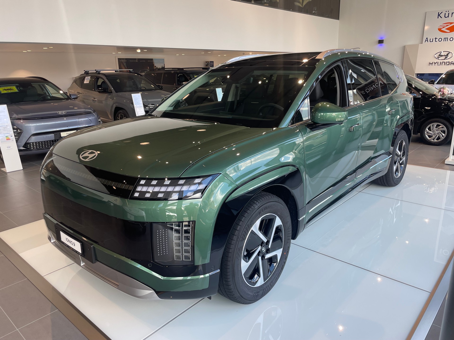 HYUNDAI Ioniq 9 110kWh Vertex 4WD