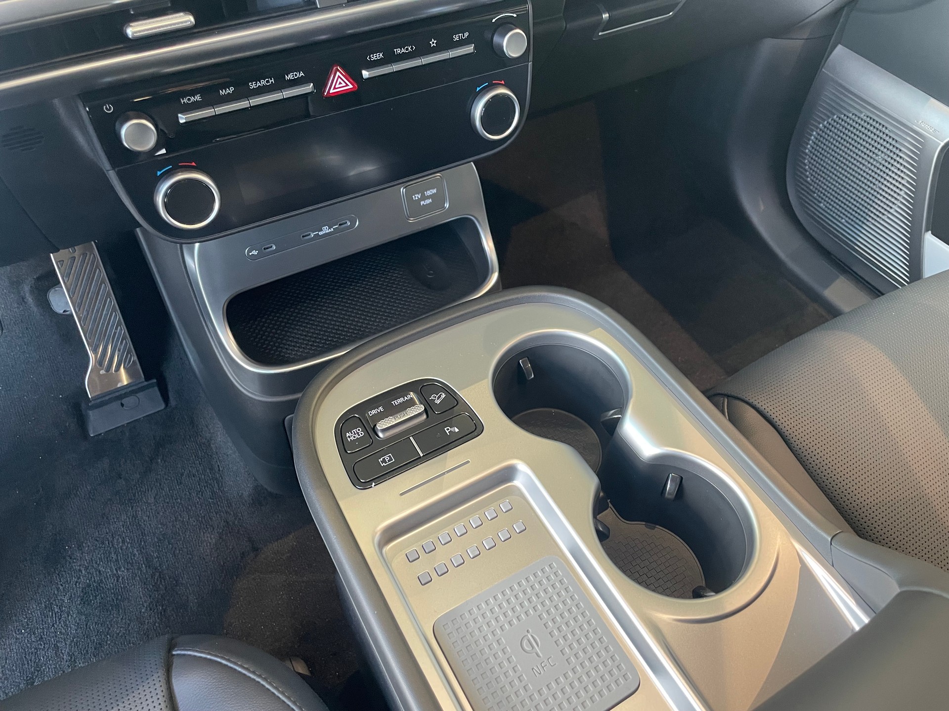 HYUNDAI Ioniq 9 110kWh Vertex 4WD-image-13